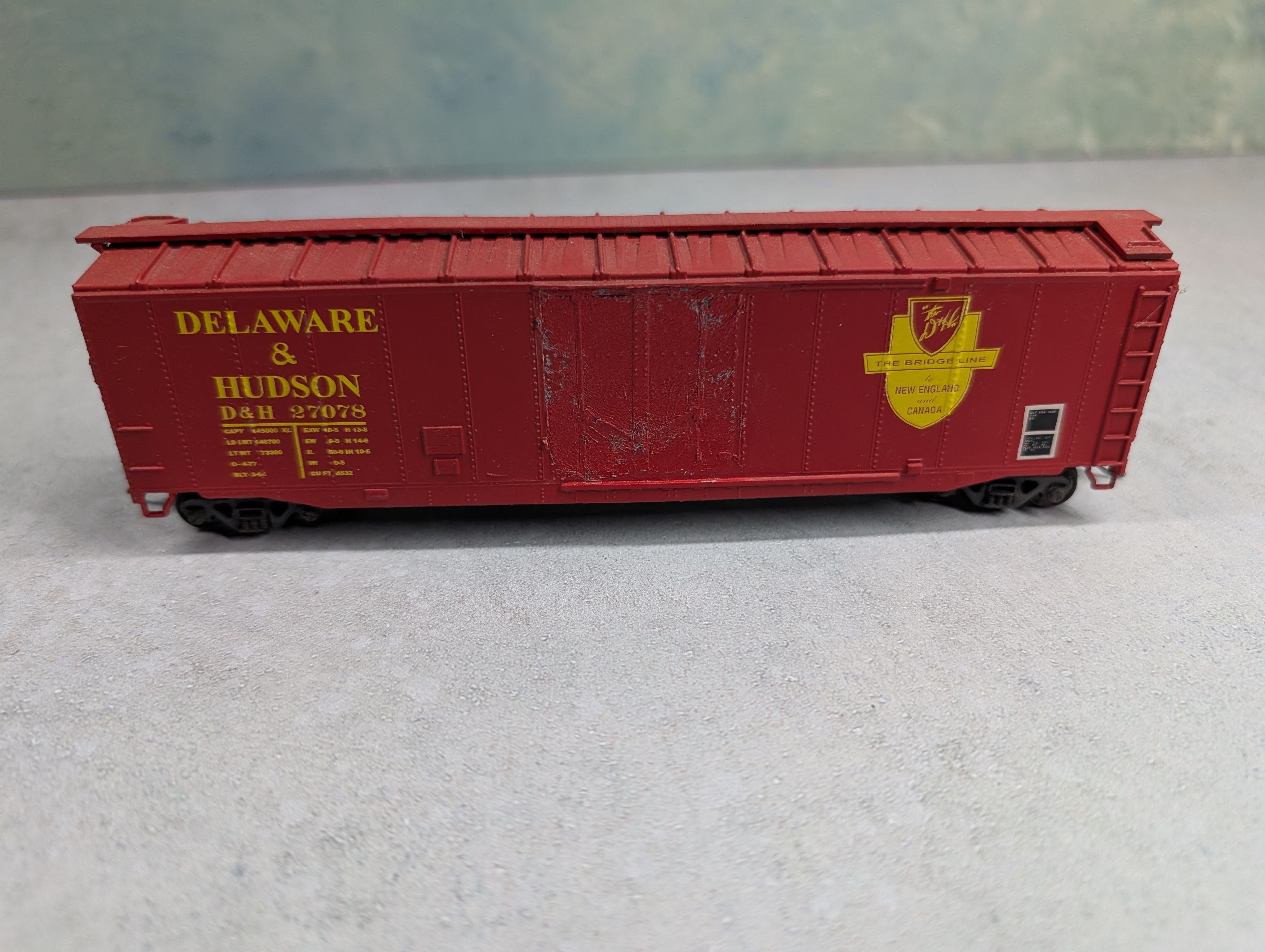 USED Athearn HO Scale 50' Box Car Delaware and Hudson D&H #27078