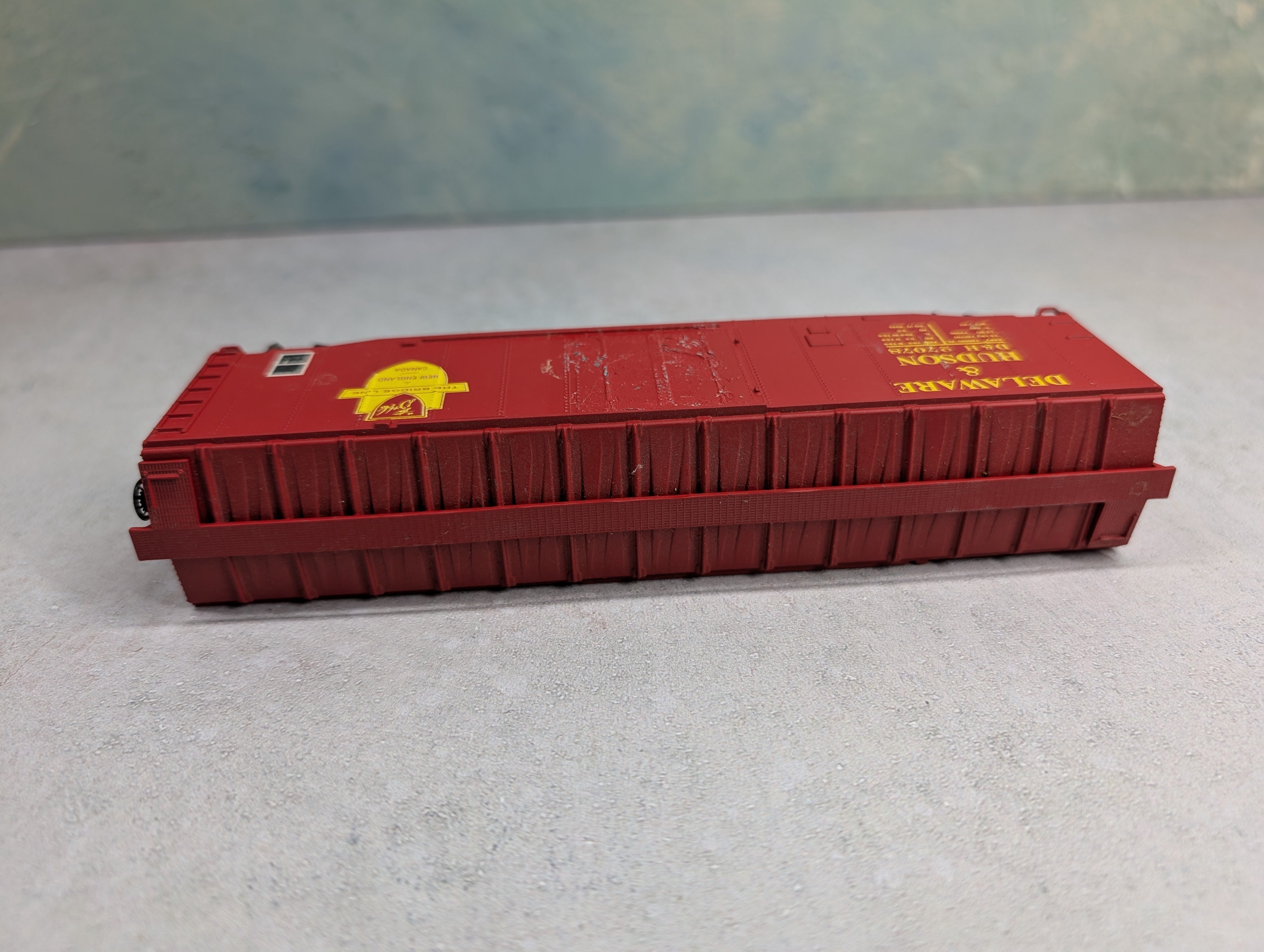 USED Athearn HO Scale 50' Box Car Delaware and Hudson D&H #27078