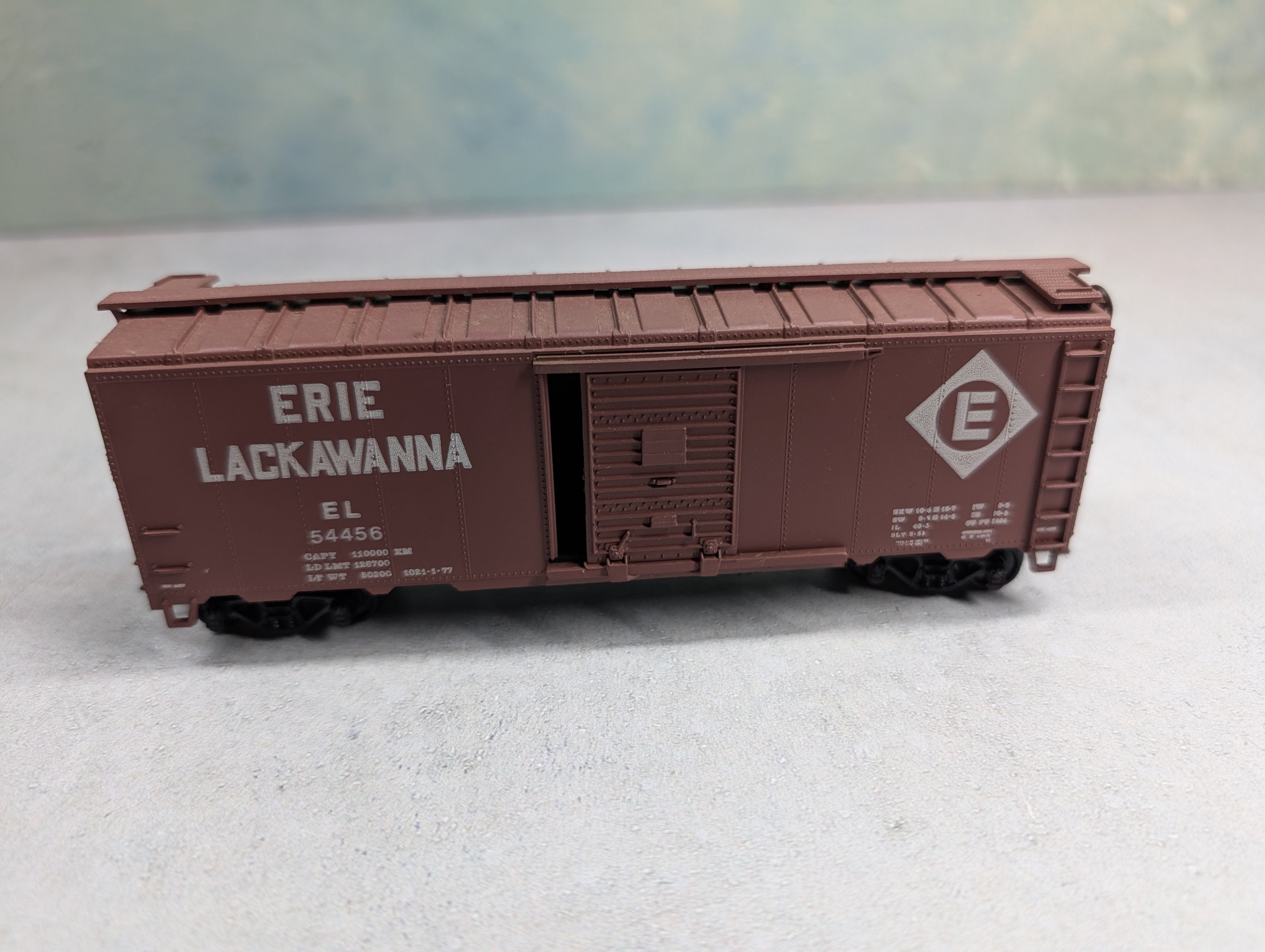 USED Athearn HO Scale 40' Box Car Erie Lackawanna EL #54456