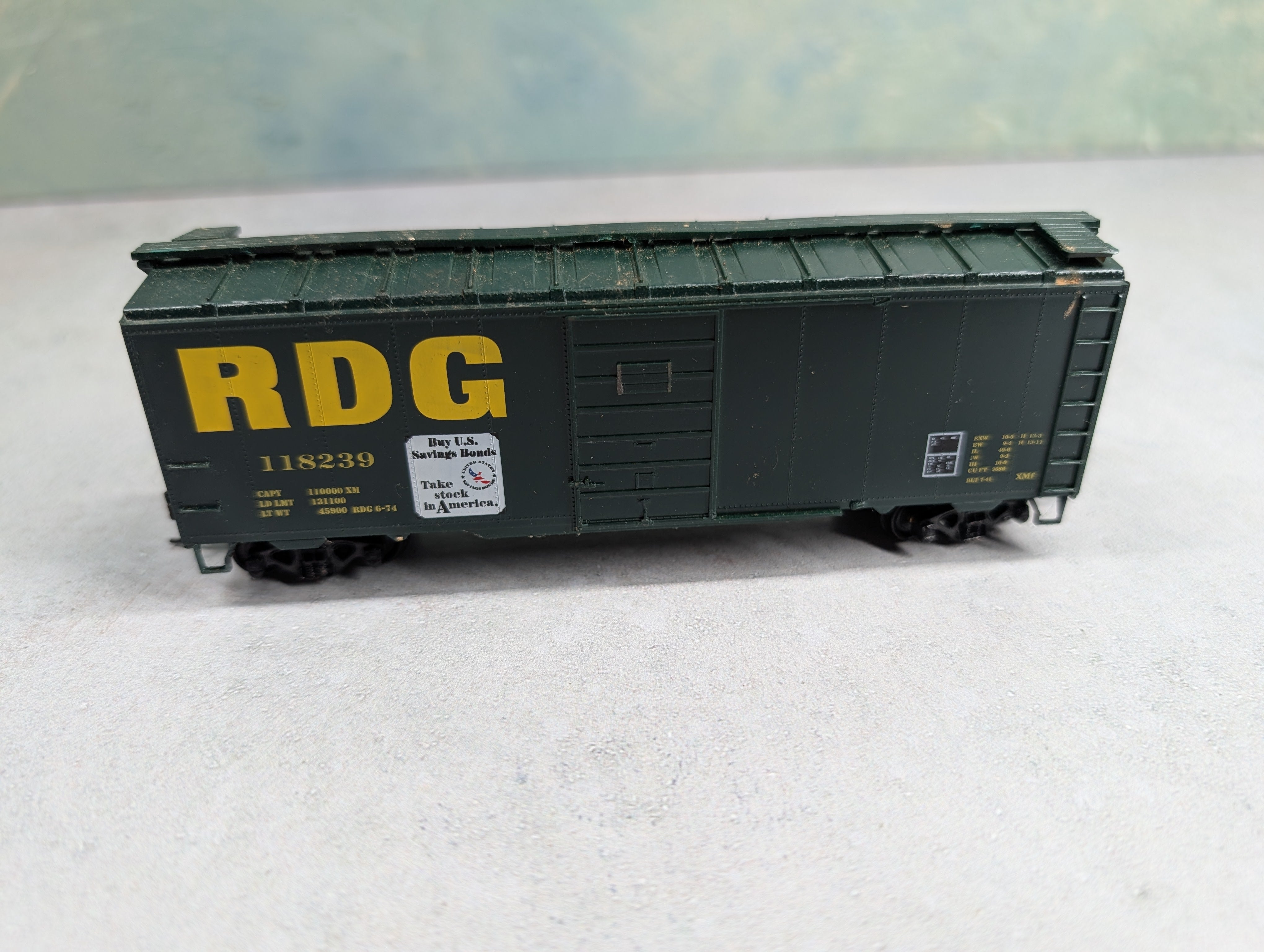 USED Roundhouse HO Scale 40' Box Car Reading RDG #118239