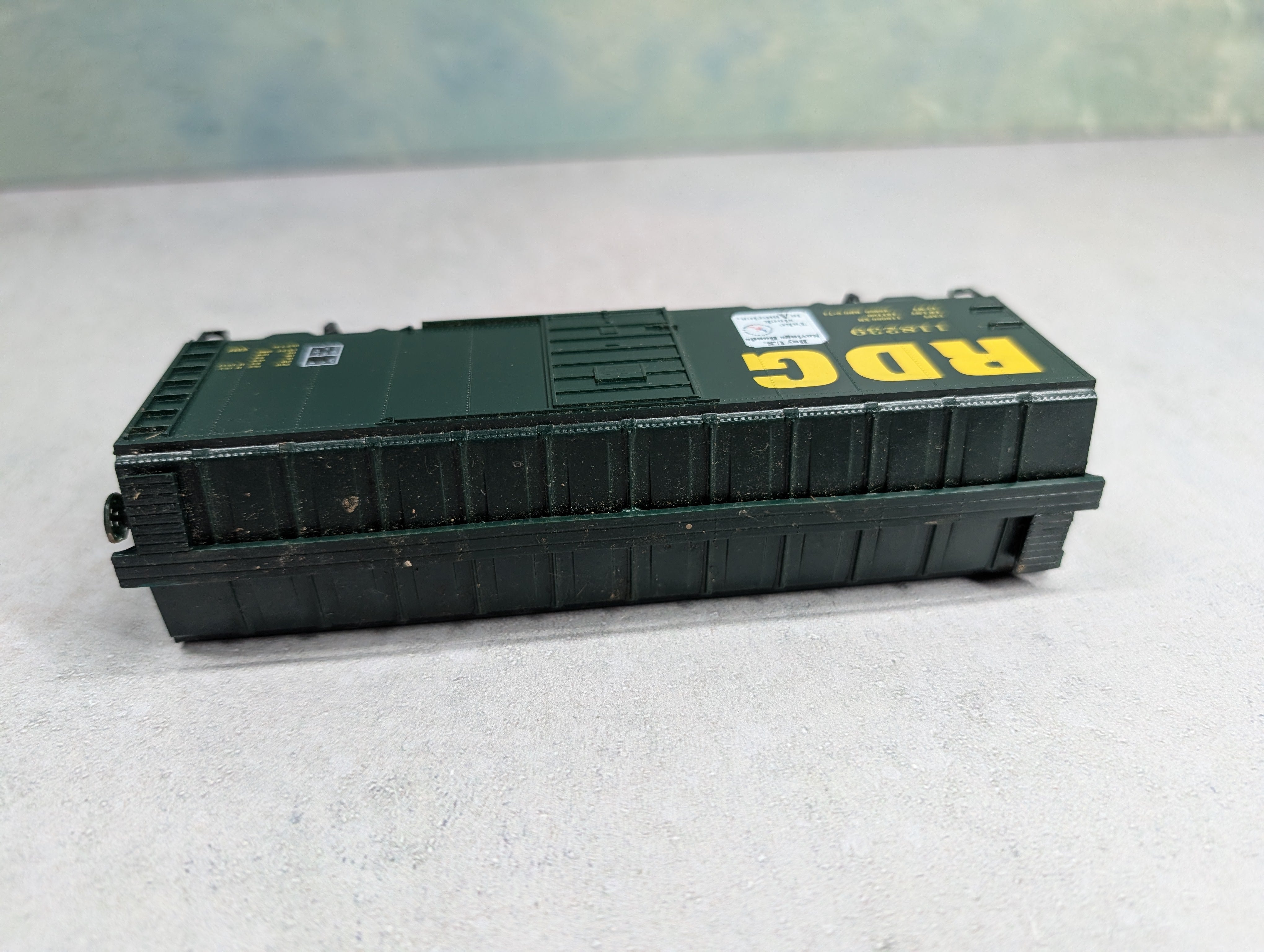 USED Roundhouse HO Scale 40' Box Car Reading RDG #118239