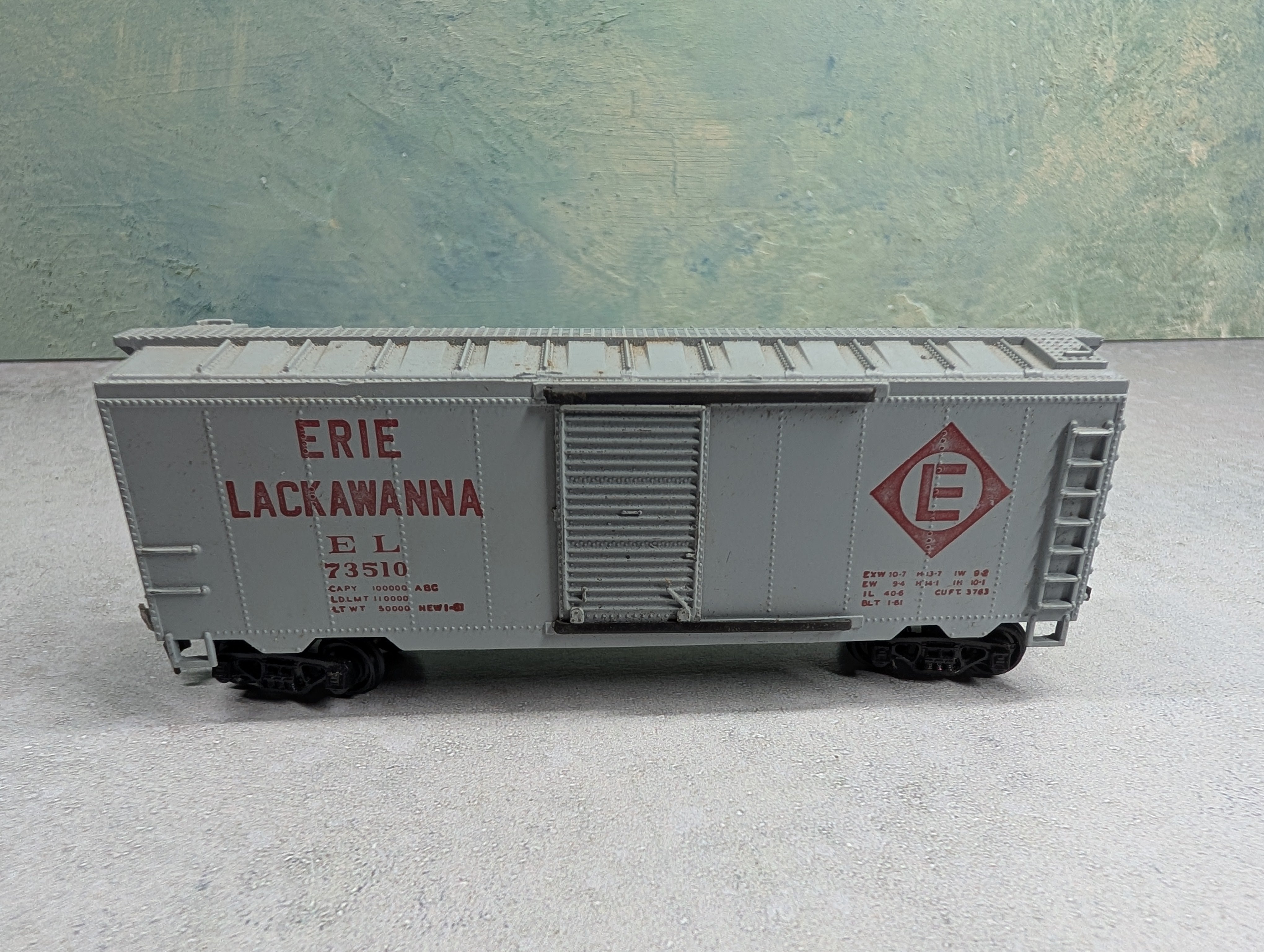 USED Varney HO Scale 40' Box Car Erie Lackawanna EL #73510