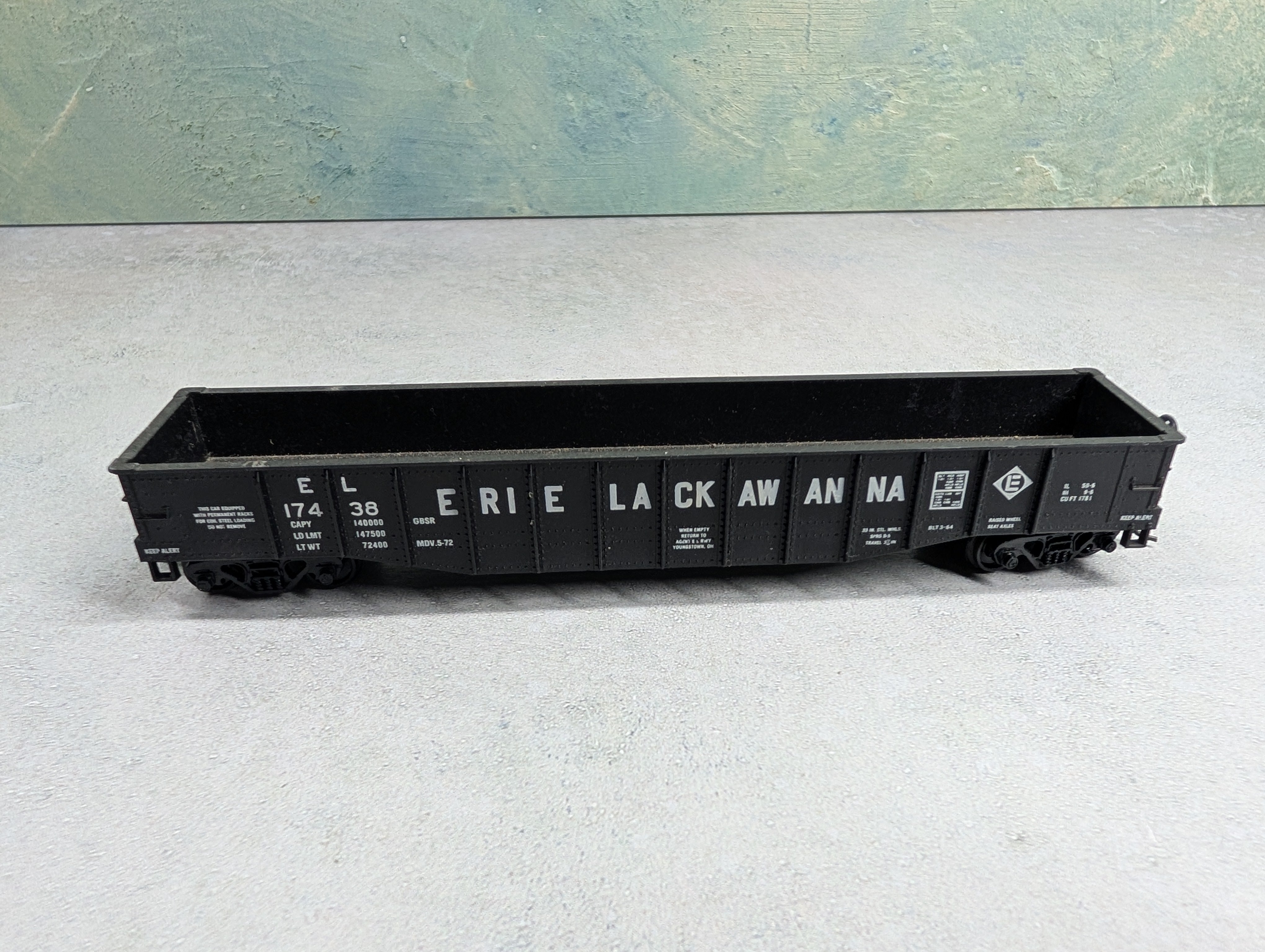 USED Athearn HO Scale 50' Gondola Erie Lackawanna EL #17438
