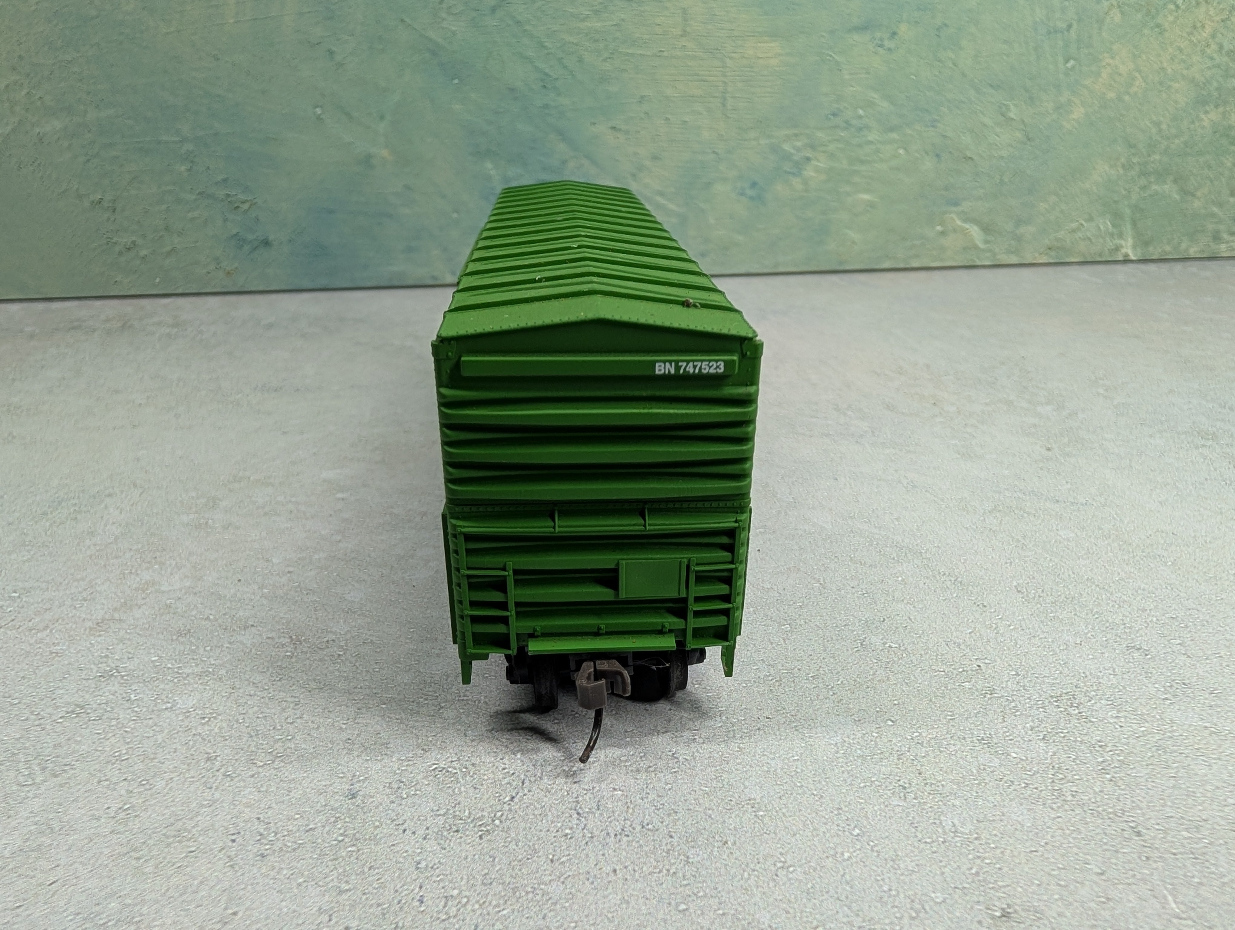 USED Accurail HO Scale 50' Box Car Burlington Northern BN #747523