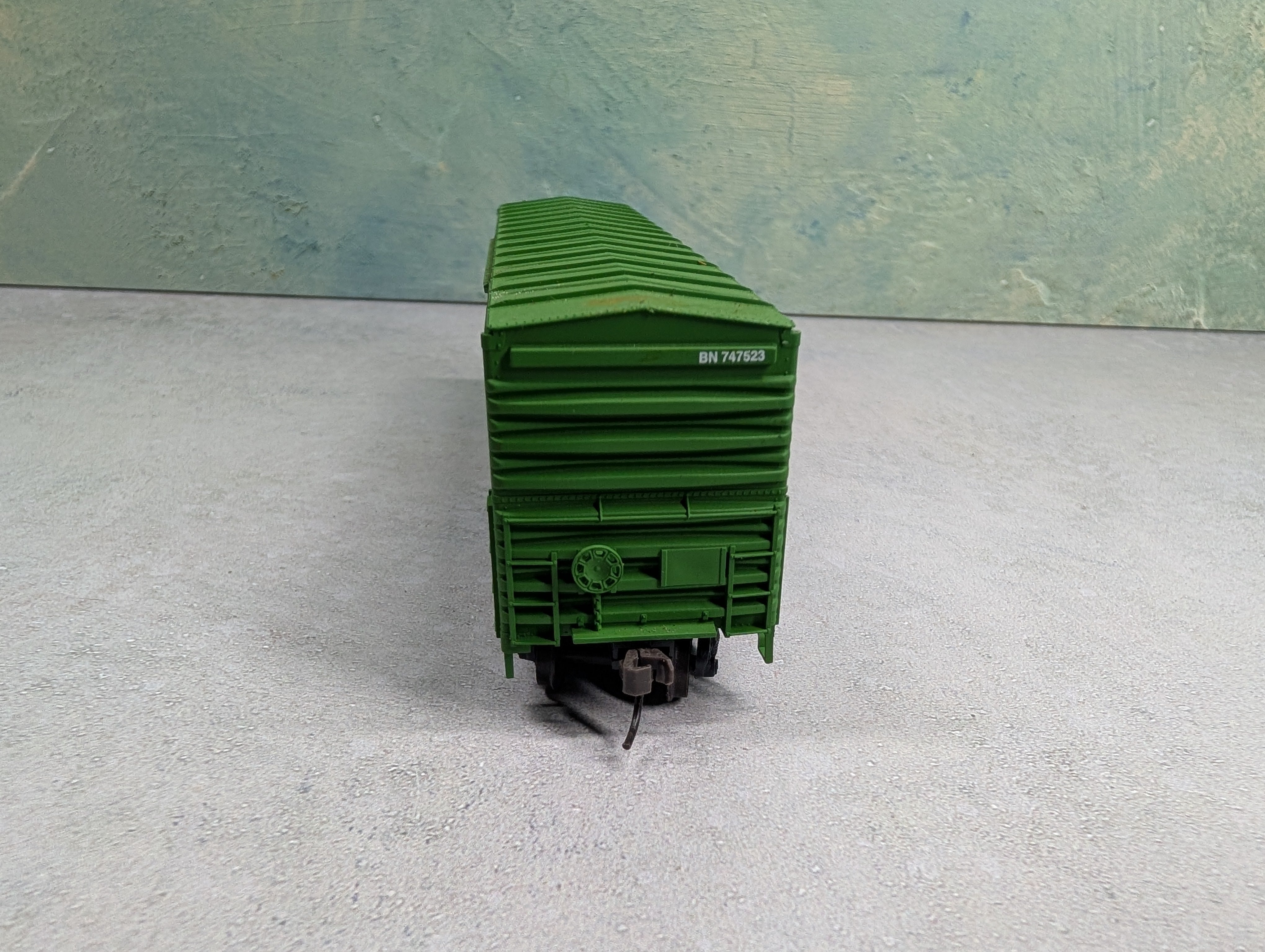 USED Accurail HO Scale 50' Box Car Burlington Northern BN #747523