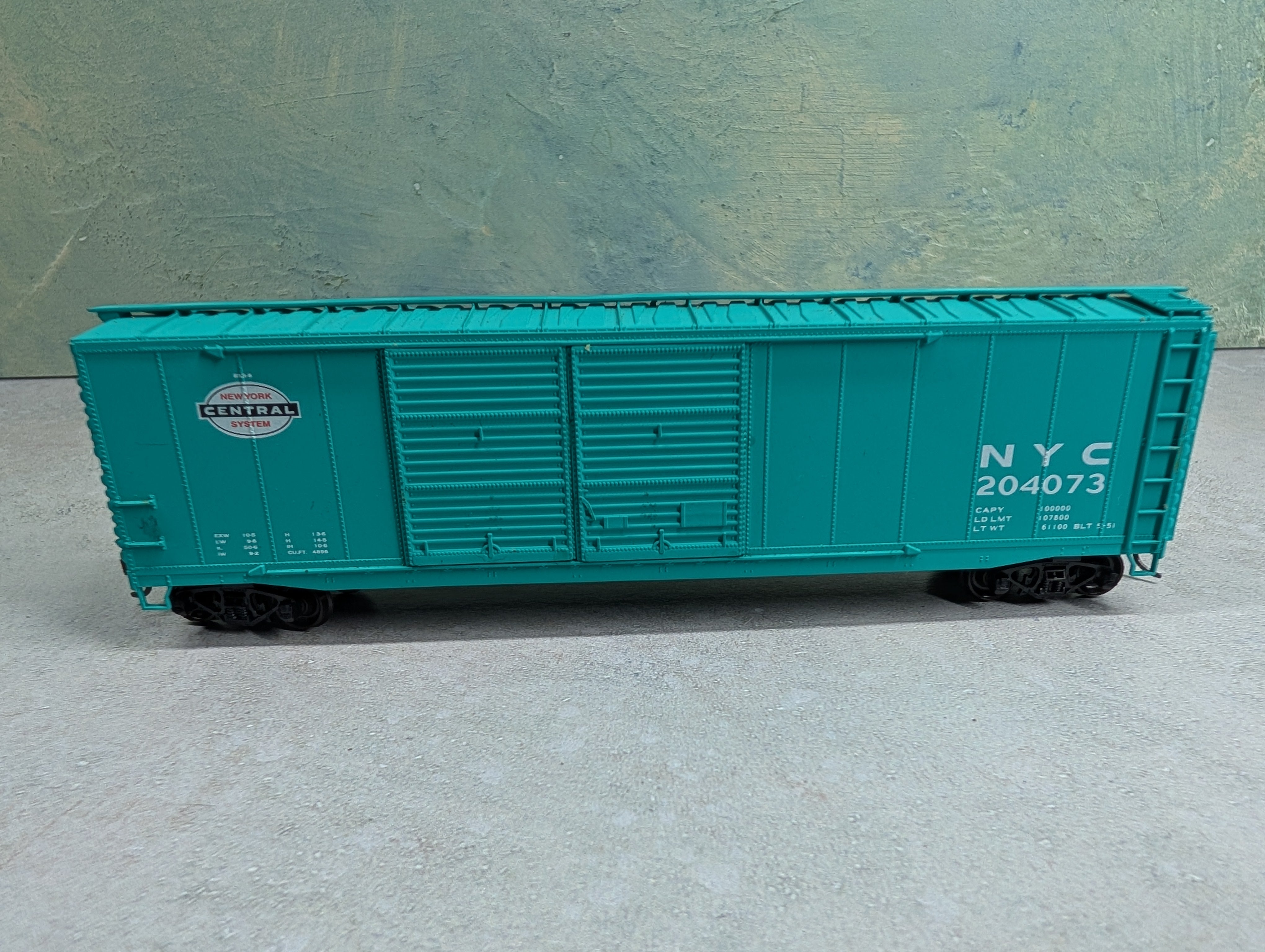 USED Accurail HO Scale 50' DD Box Car New York Central NYC #204073