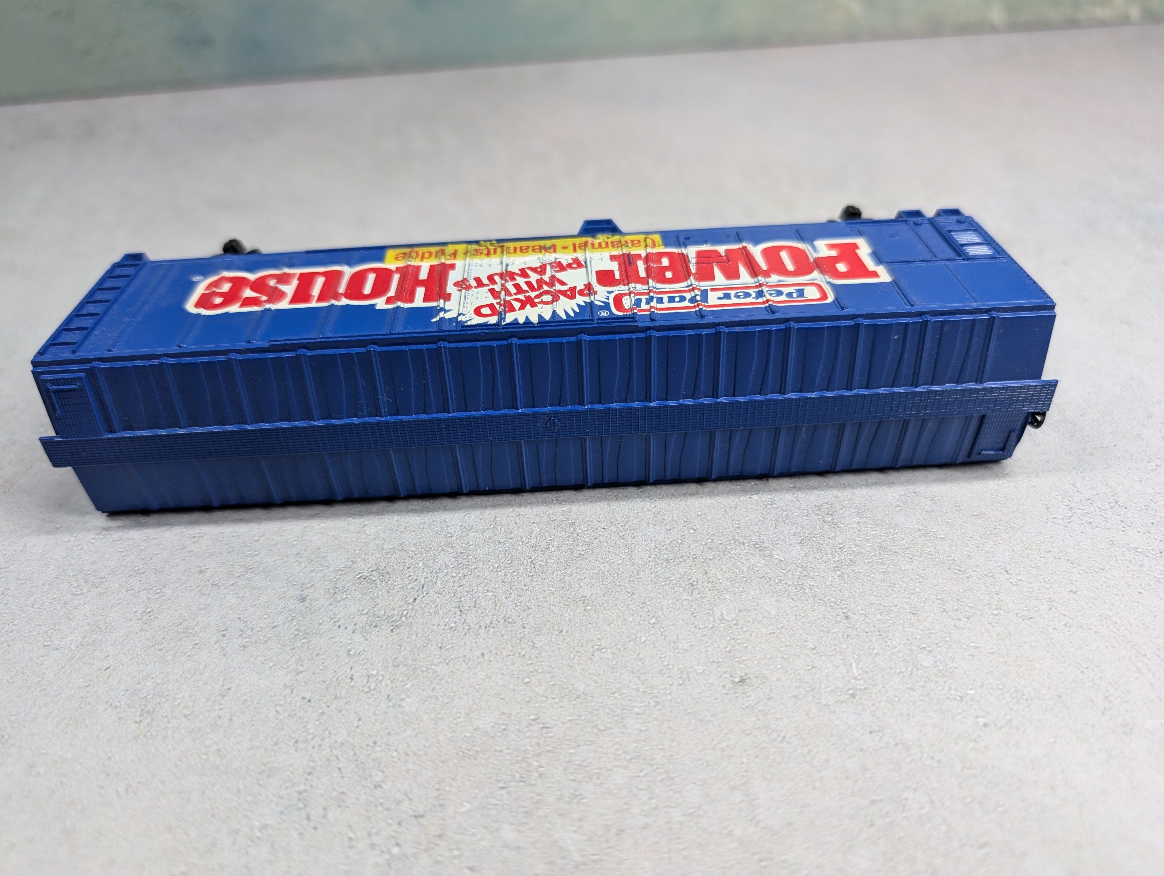 USED Bachmann HO Scale 50' Billboard Box Car Peter Paul Power House