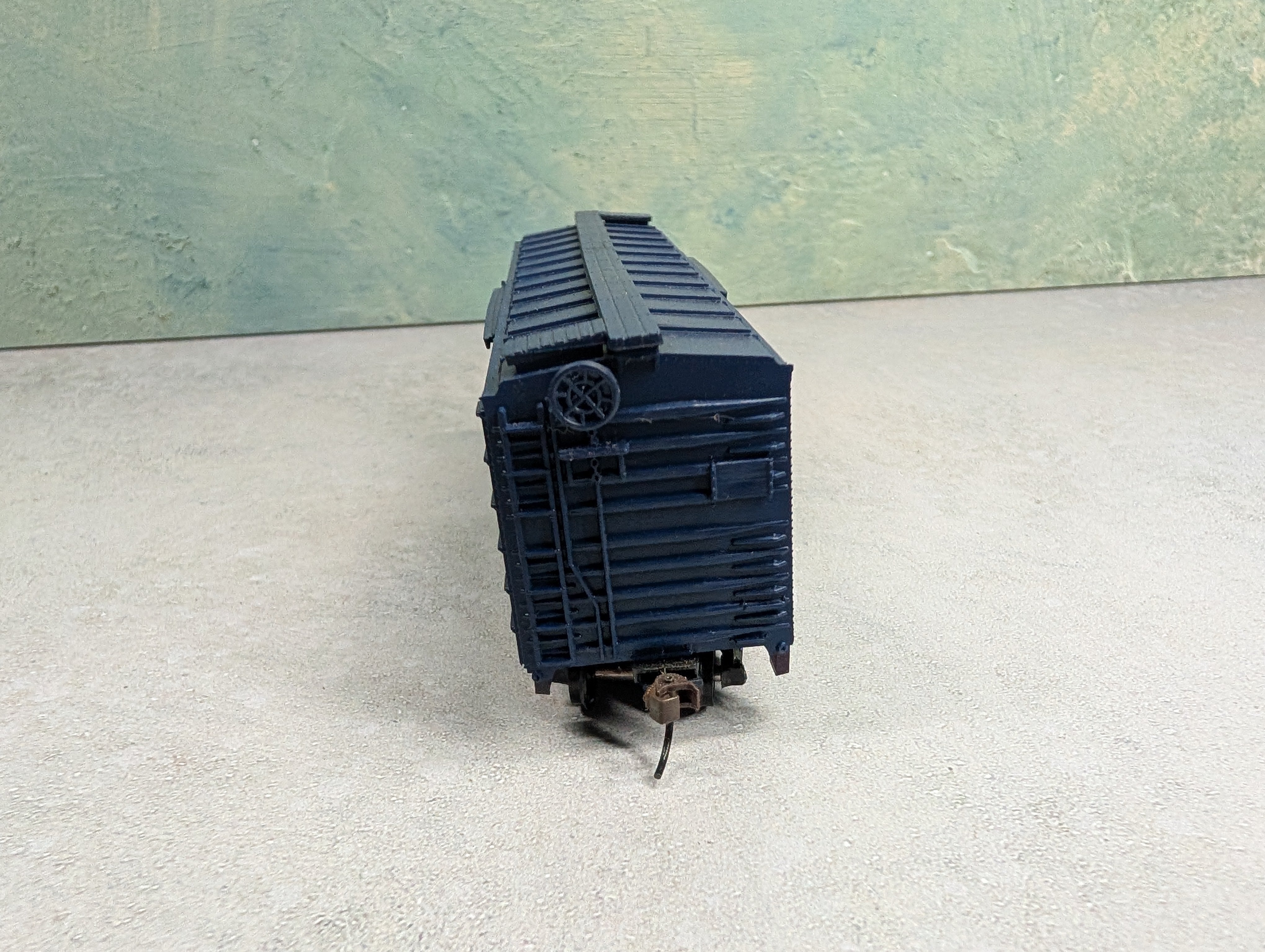 USED Roundhouse HO Scale 40' Box Car Port Huron & Detroit PHD #1118