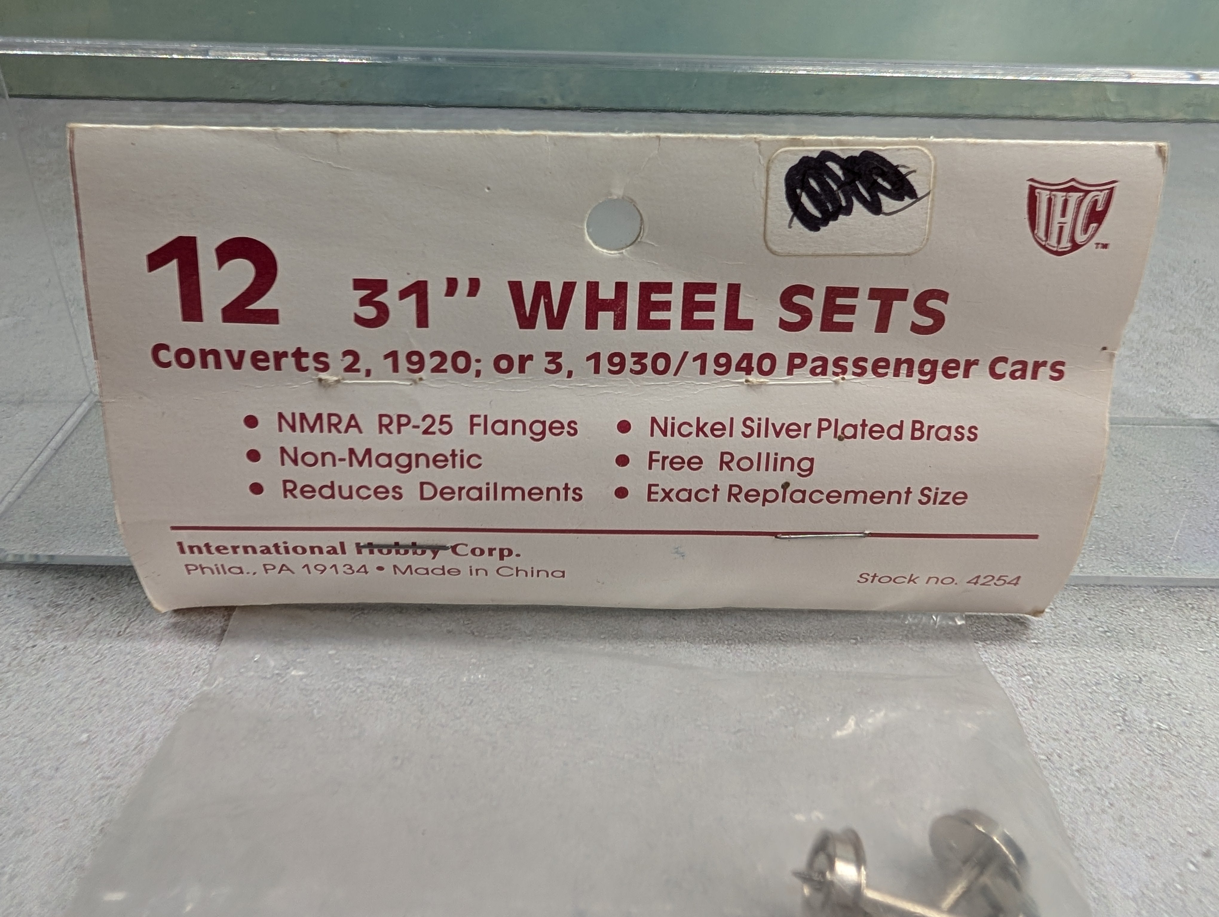 IHC 4254 HO Scale 31" Wheel Sets 1920, 1930/1940 Passenger Cars (12 pcs)
