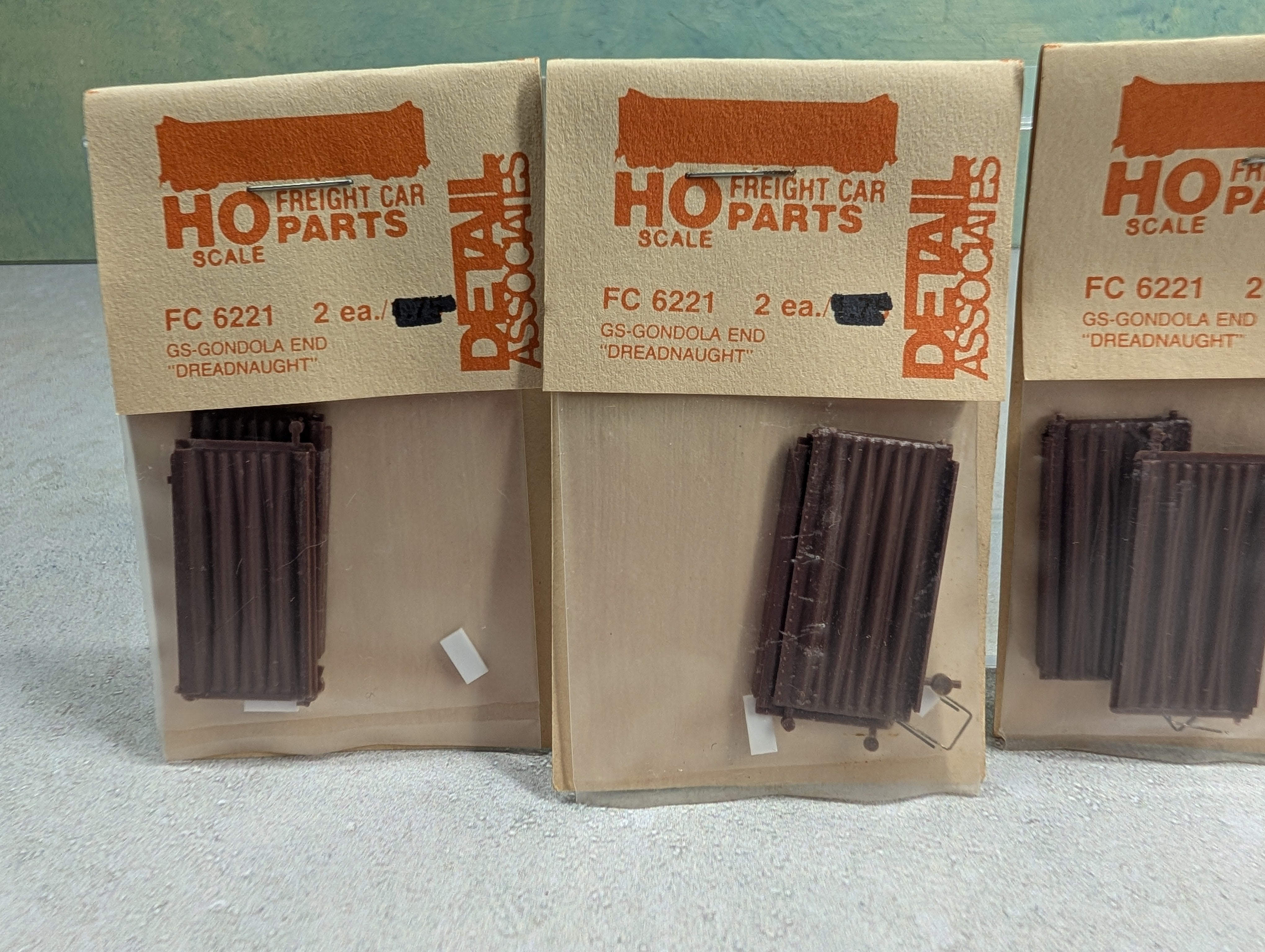 Details Associates 6221 HO Scale GS Gondola End "Dreadnaught" (8 pcs)