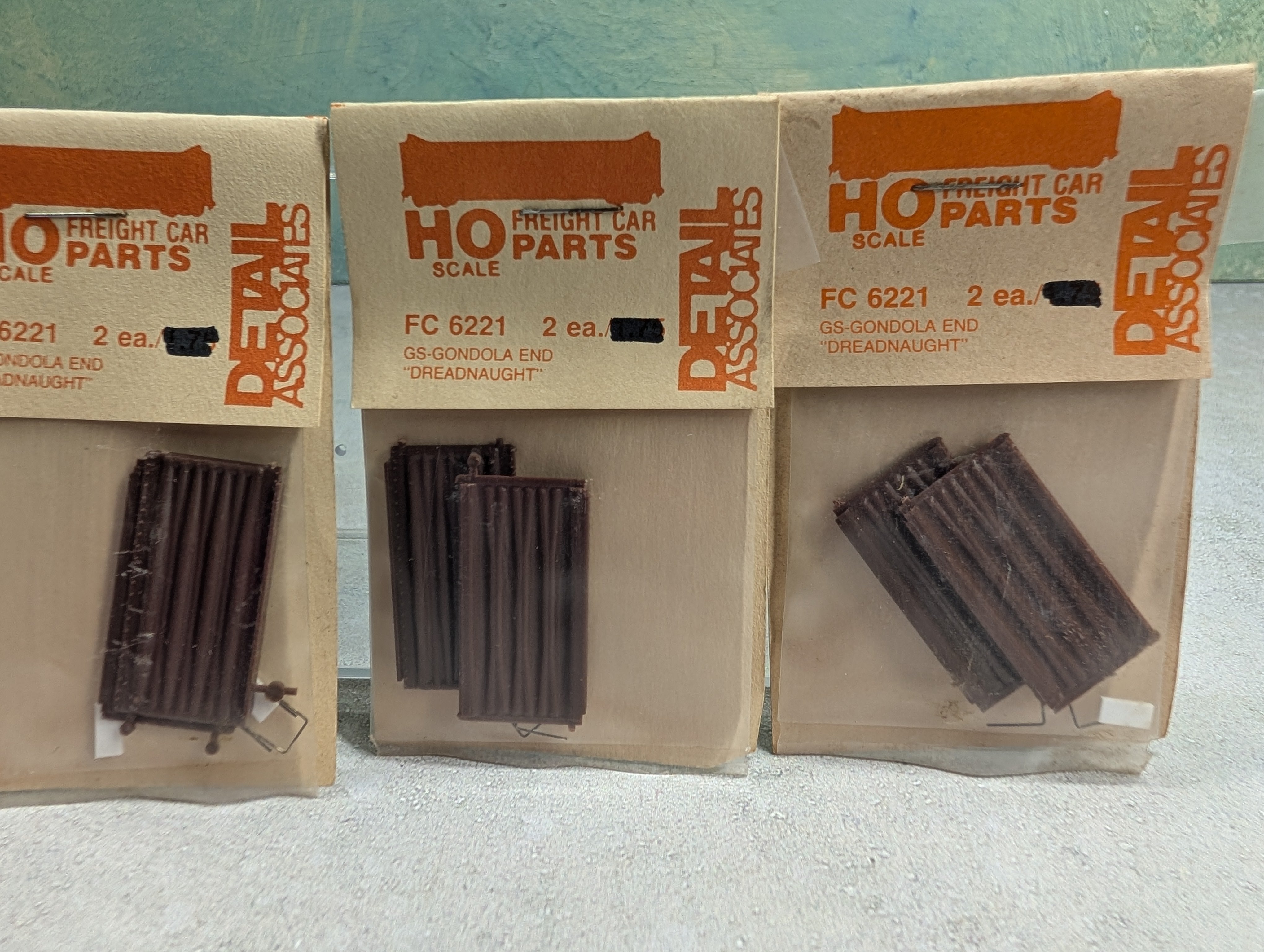 Details Associates 6221 HO Scale GS Gondola End "Dreadnaught" (8 pcs)