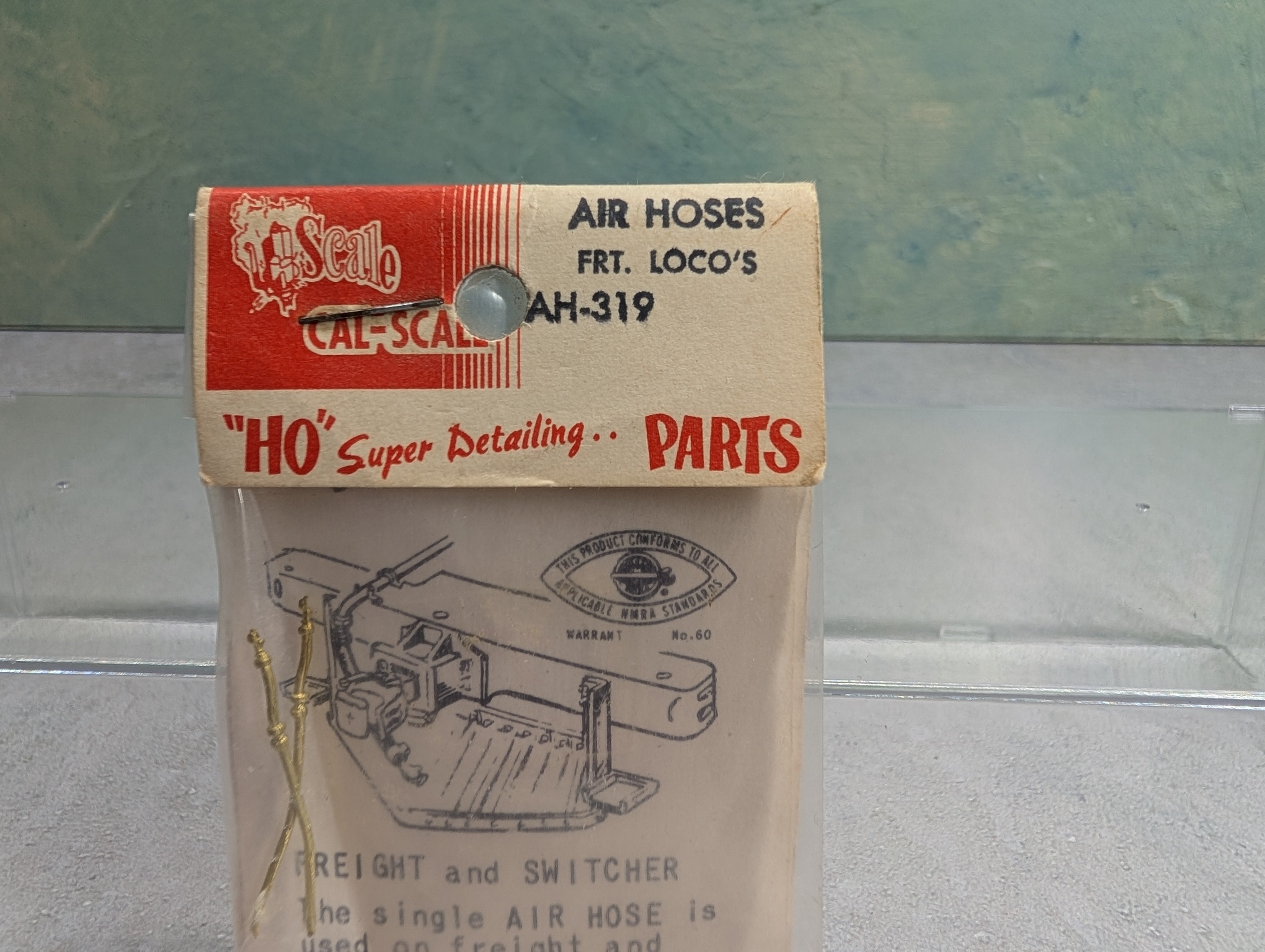 Cal Scale #AH-319 HO Scale Air Hoses for Freight & Locos, Brass (2 pcs)