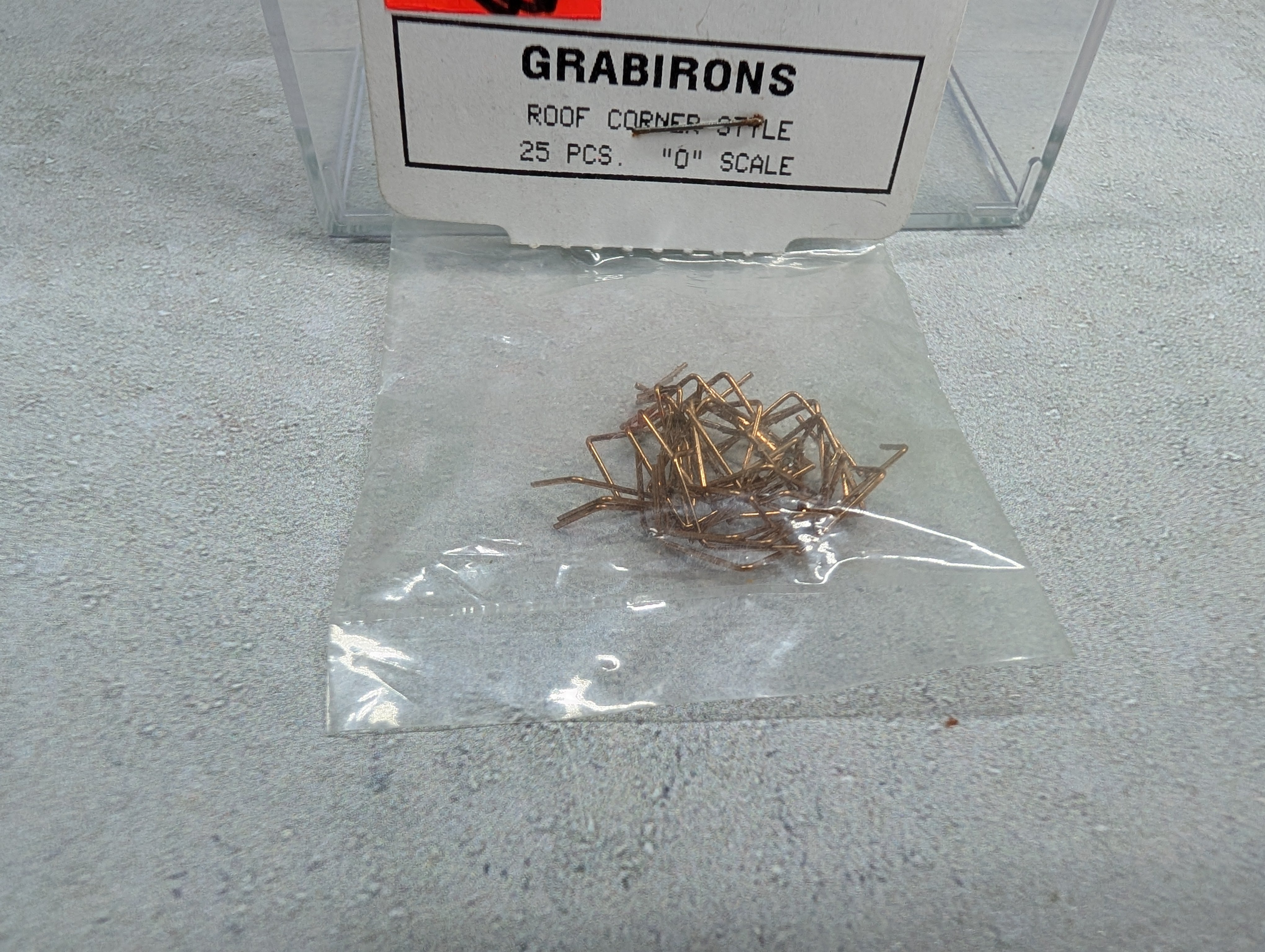 Tichy Train Group 2003 O Roof Corner Style Grabirons (25 pcs)