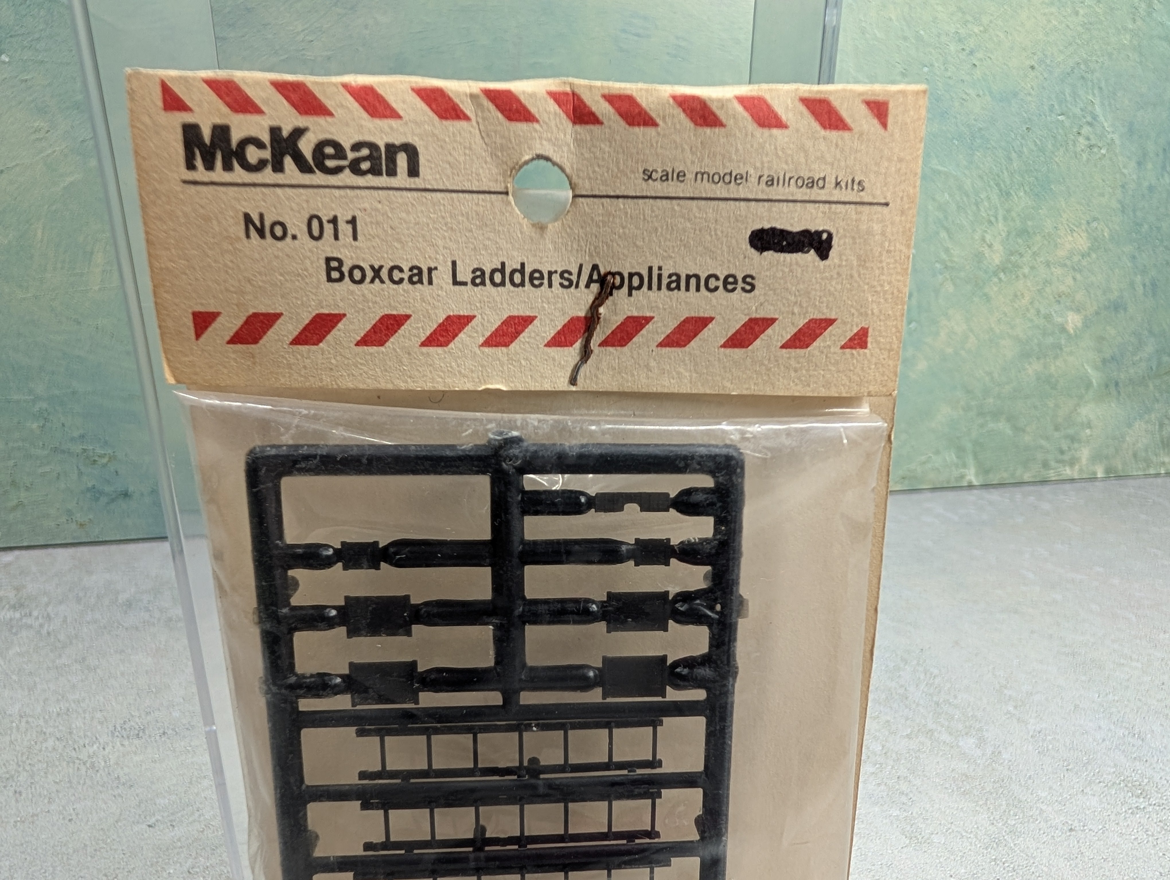 MCKEAN 11 HO Scale Box Car Ladders & Other Details