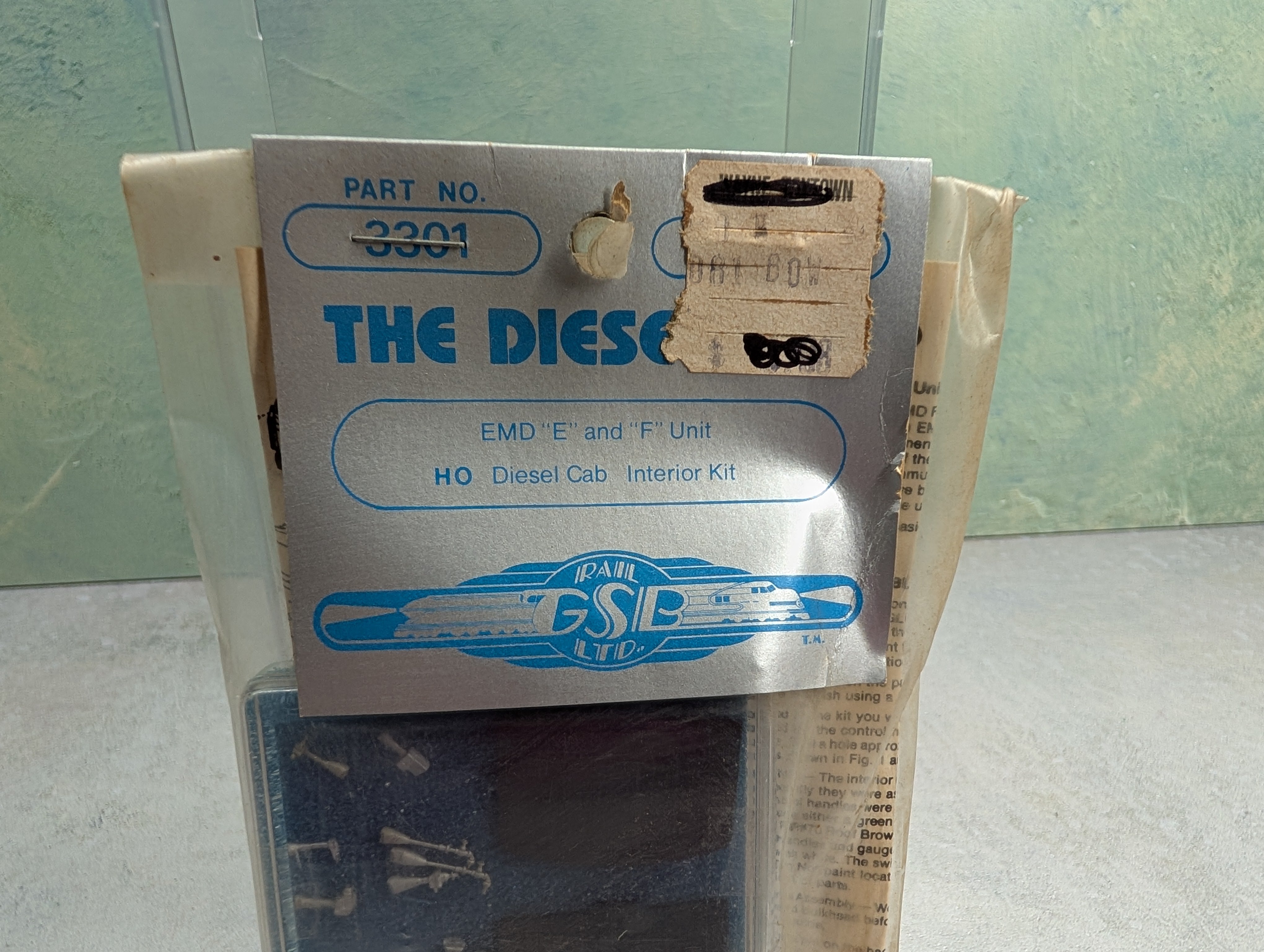 GSB Rail 3301 HO Scale EMD "E" & "F" Unit Interior Kit