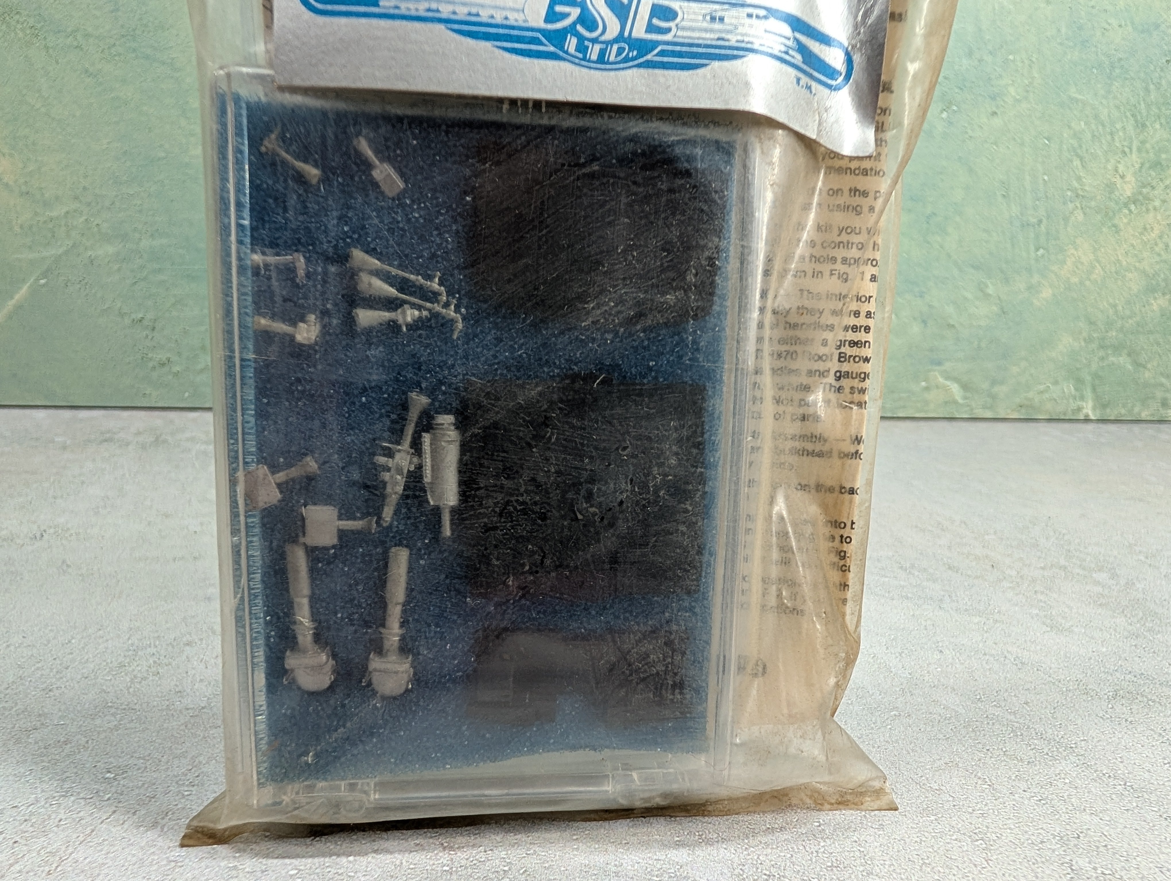 GSB Rail 3301 HO Scale EMD "E" & "F" Unit Interior Kit