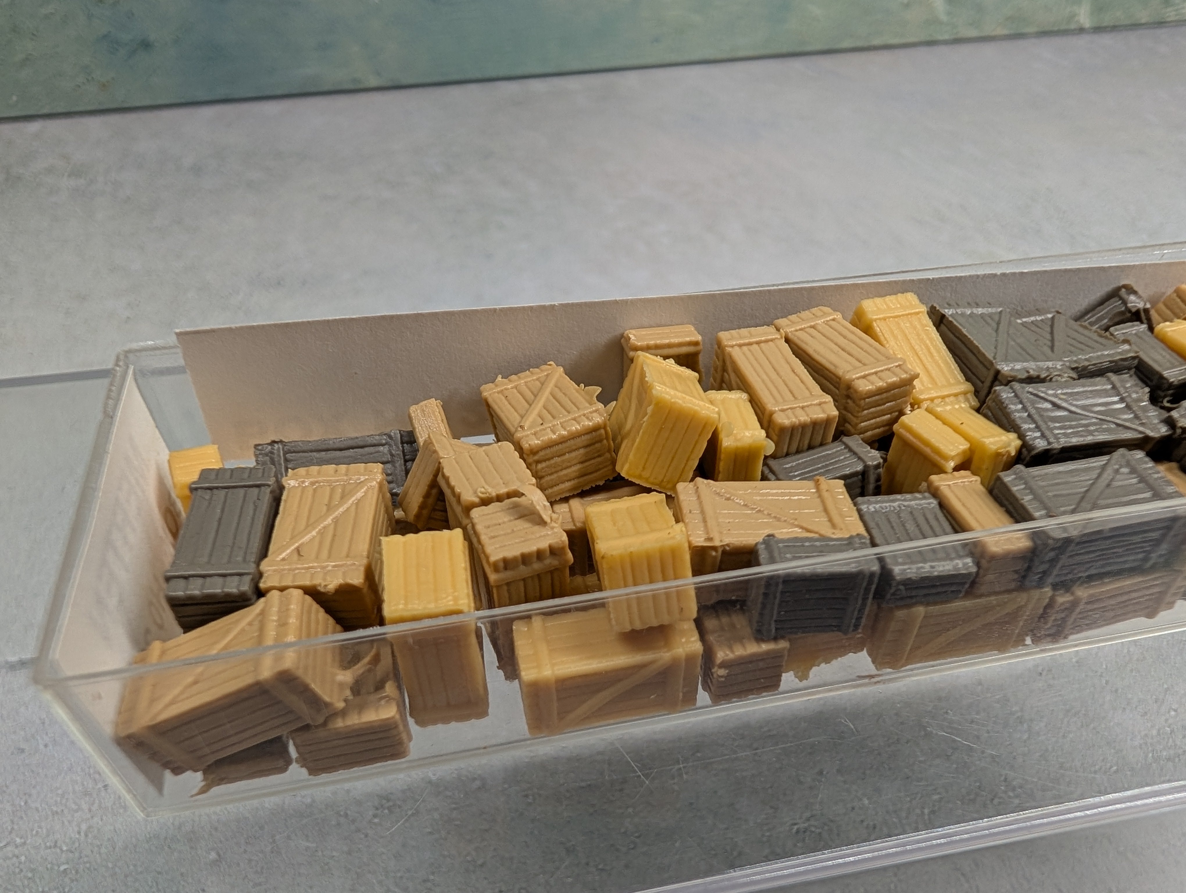 USED Merten 2370 HO Scale Assorted Crates