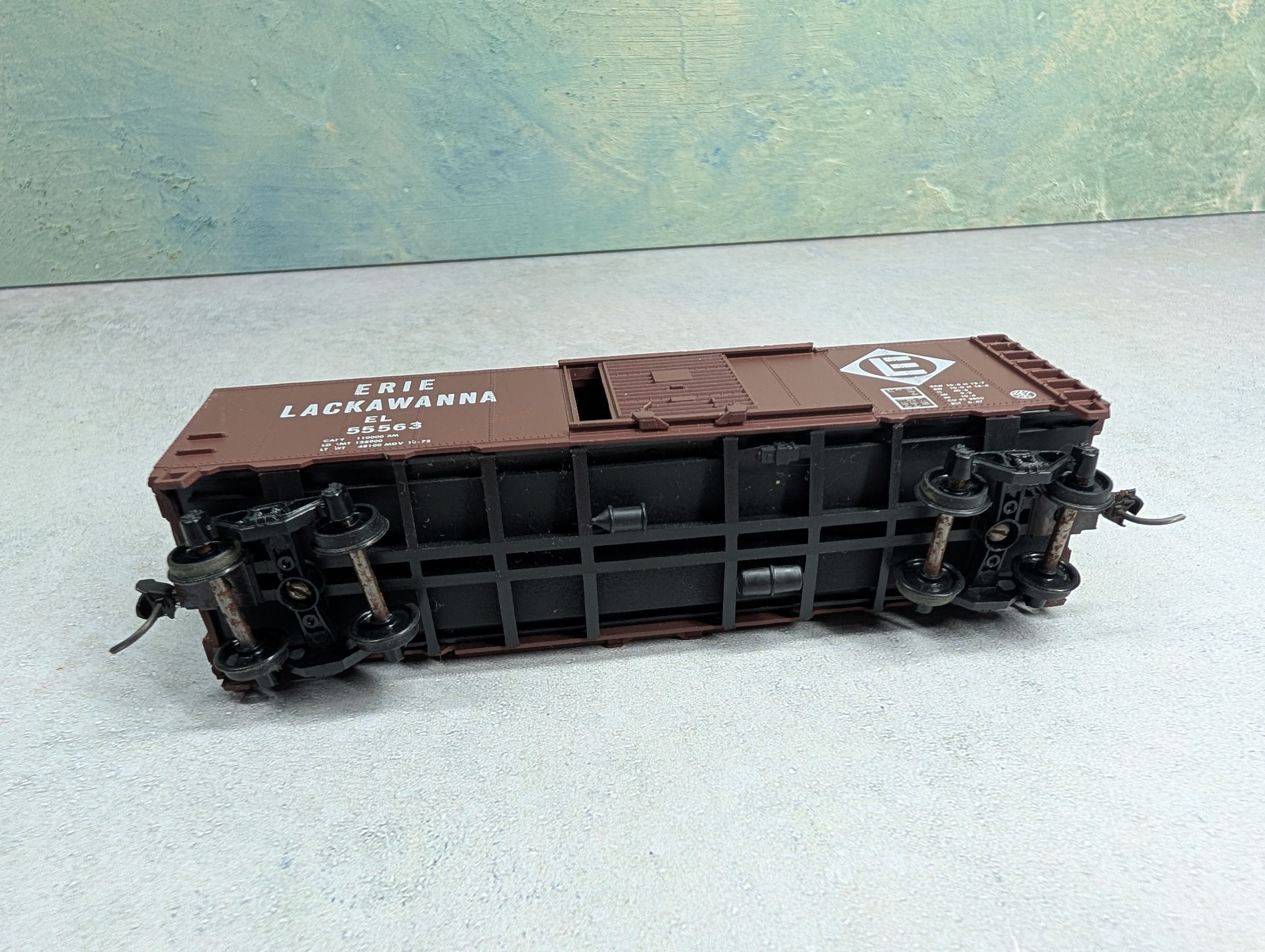 USED Athearn HO Scale 40' Box Car Erie Lackawanna EL #55563