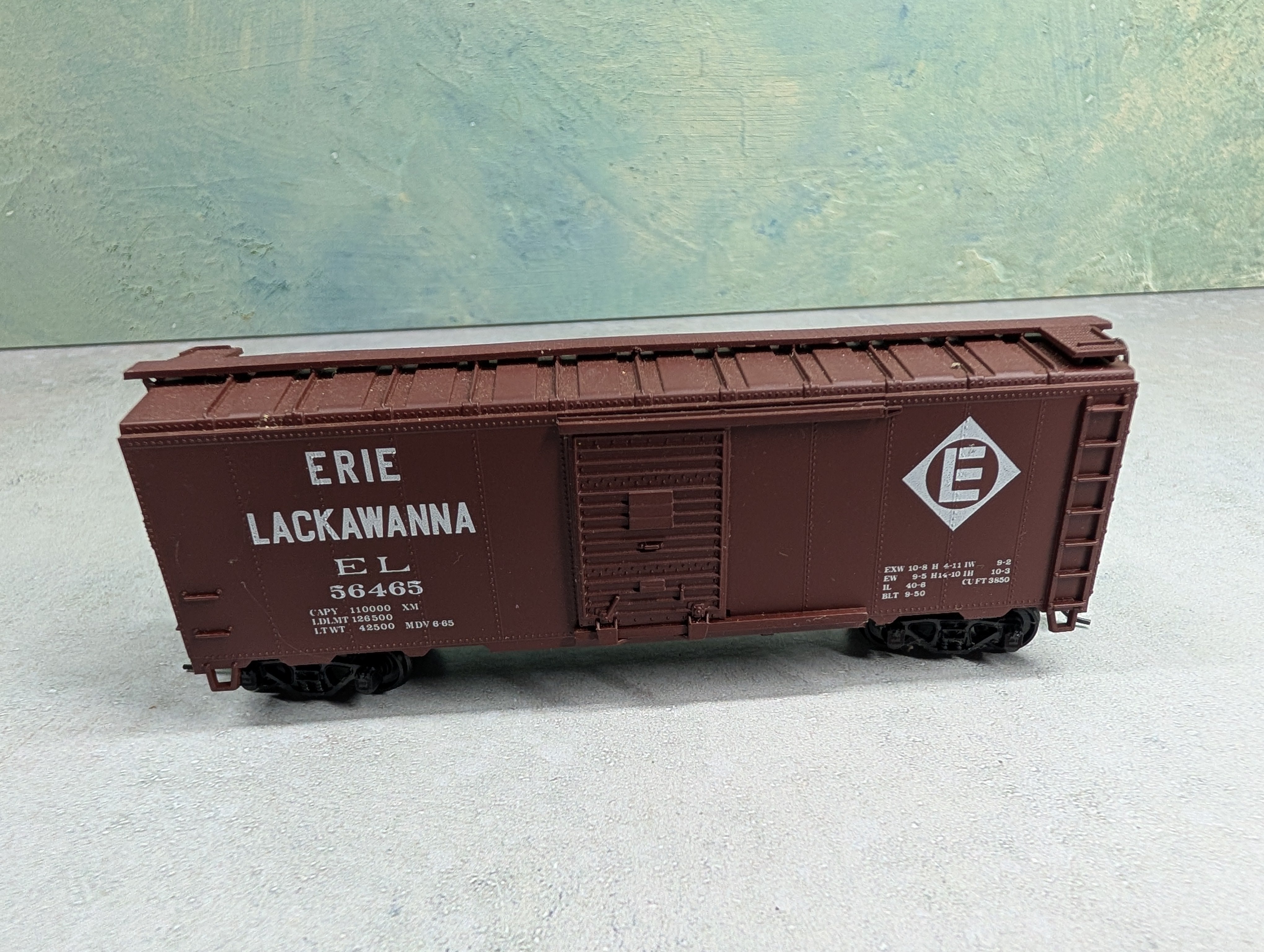 USED Athearn HO Scale 40' Box Car Erie Lackawanna EL #56465