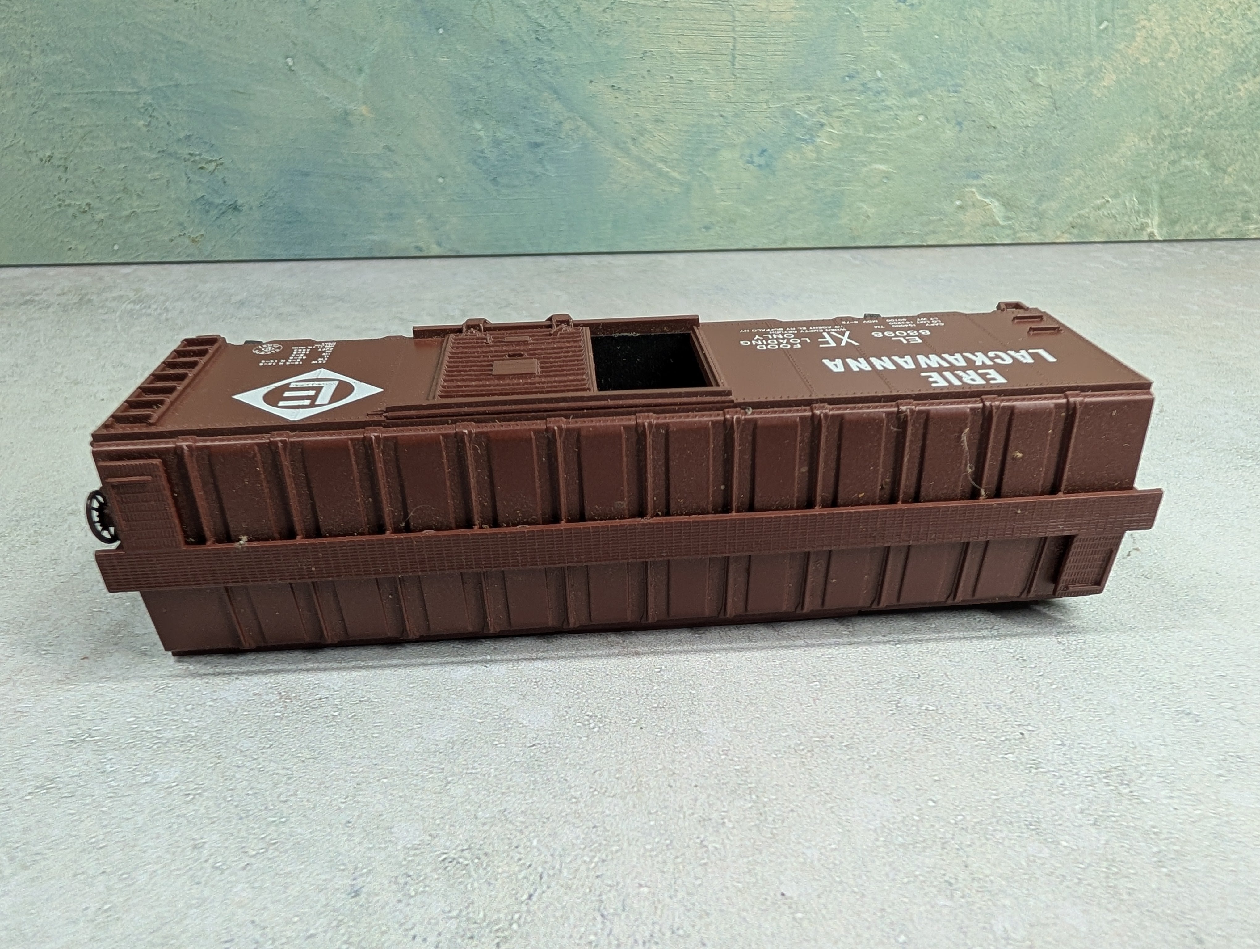 USED Athearn HO Scale 40' Box Car Erie Lackawanna EL #88098