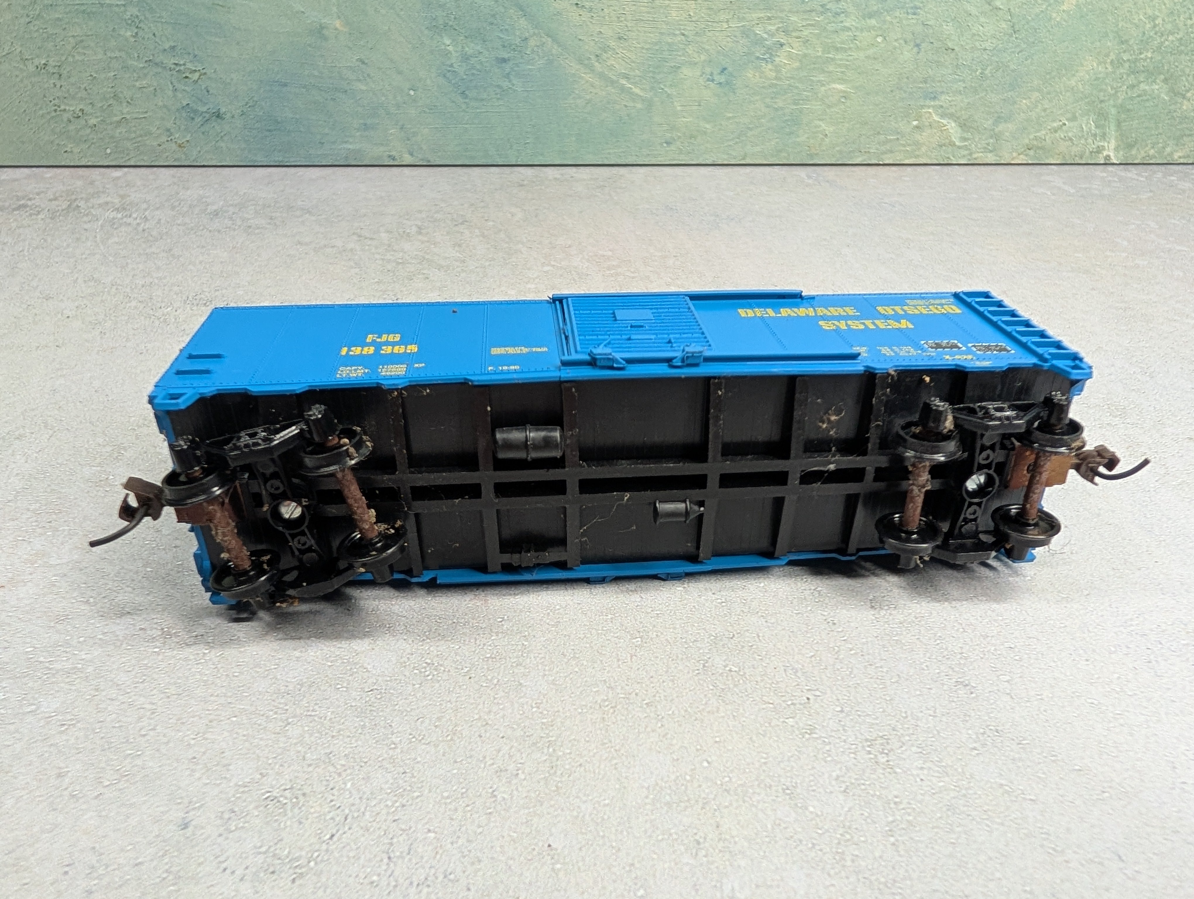 USED Athearn HO Scale 40' Box Car Delaware Otsego System FJG #138365