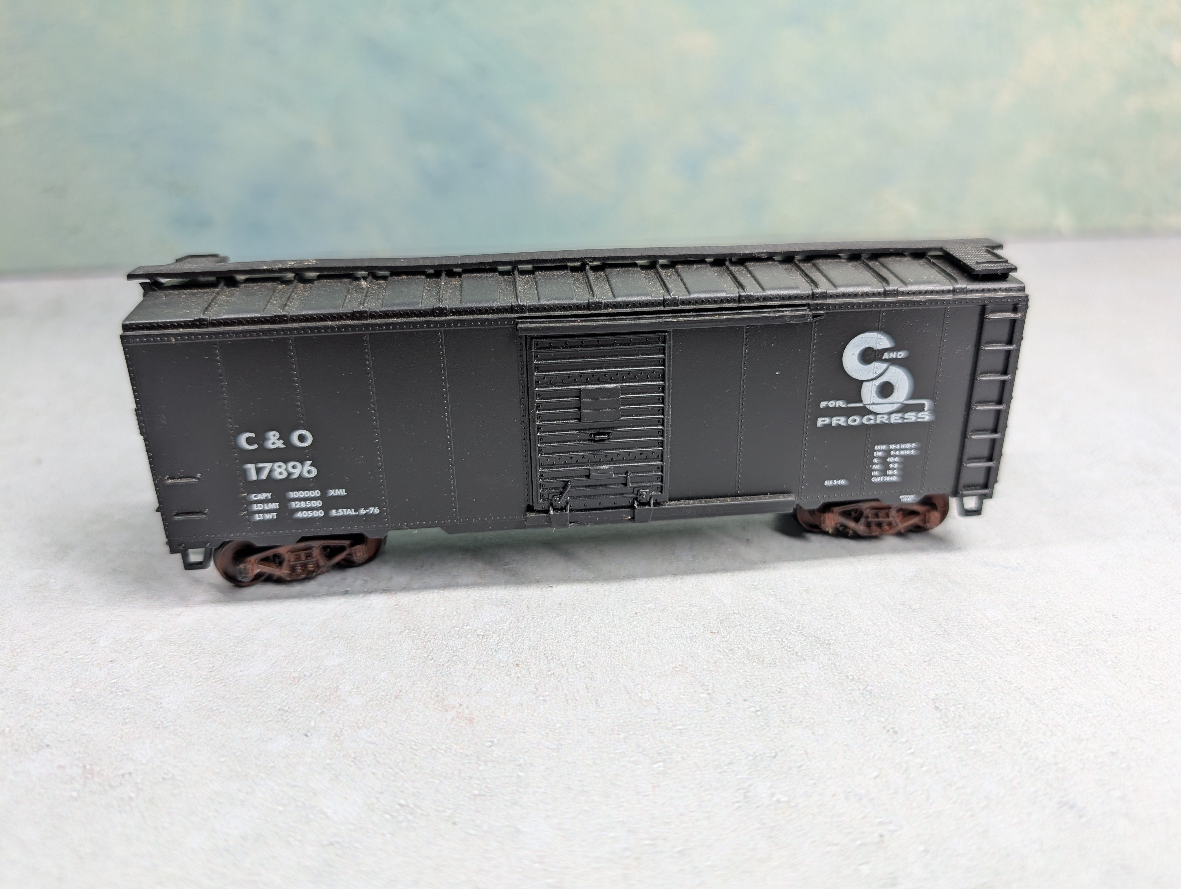 USED Athearn HO Scale 40' Box Car Chesapeake and Ohio C&O #17896