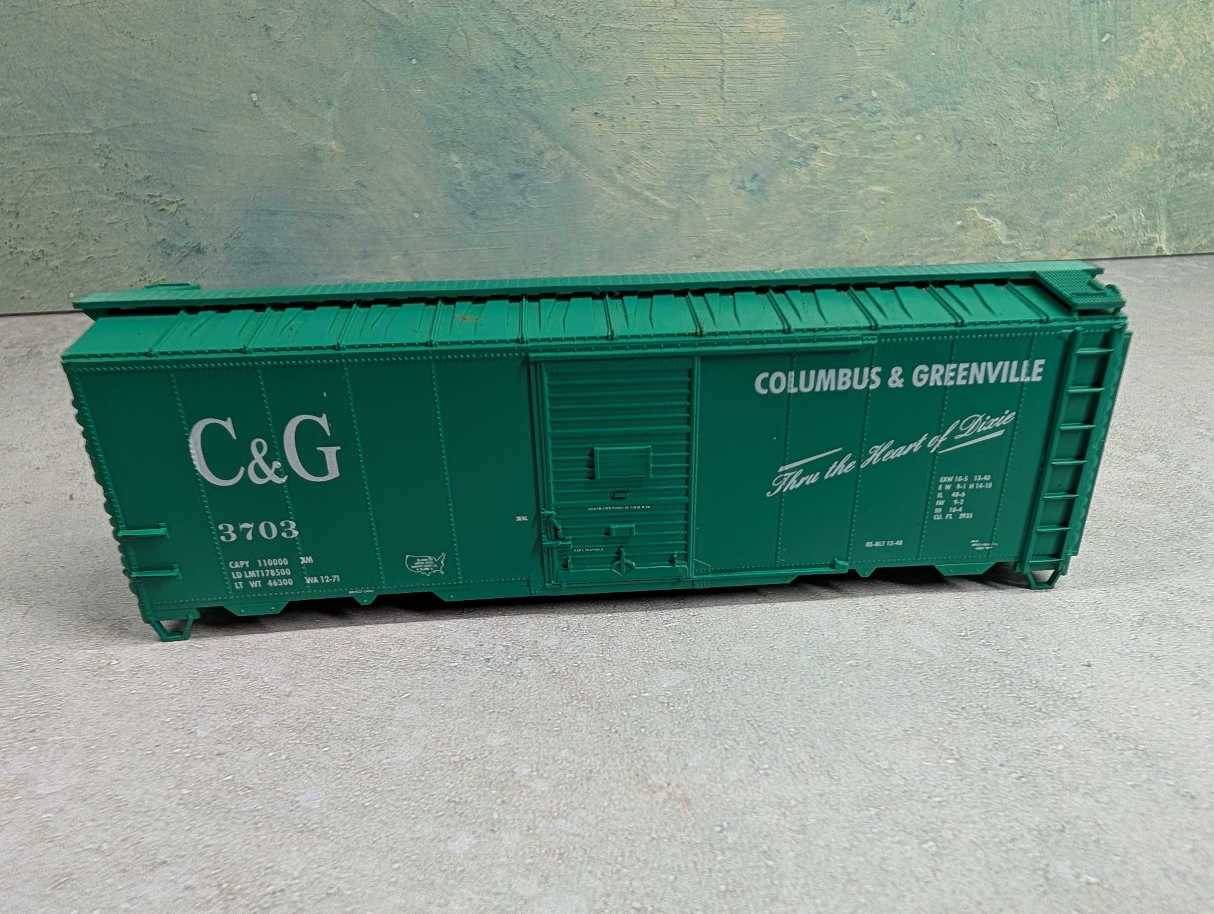 USED Accurail HO Scale 40' Box Car Columbus and Greenville C&G #3703