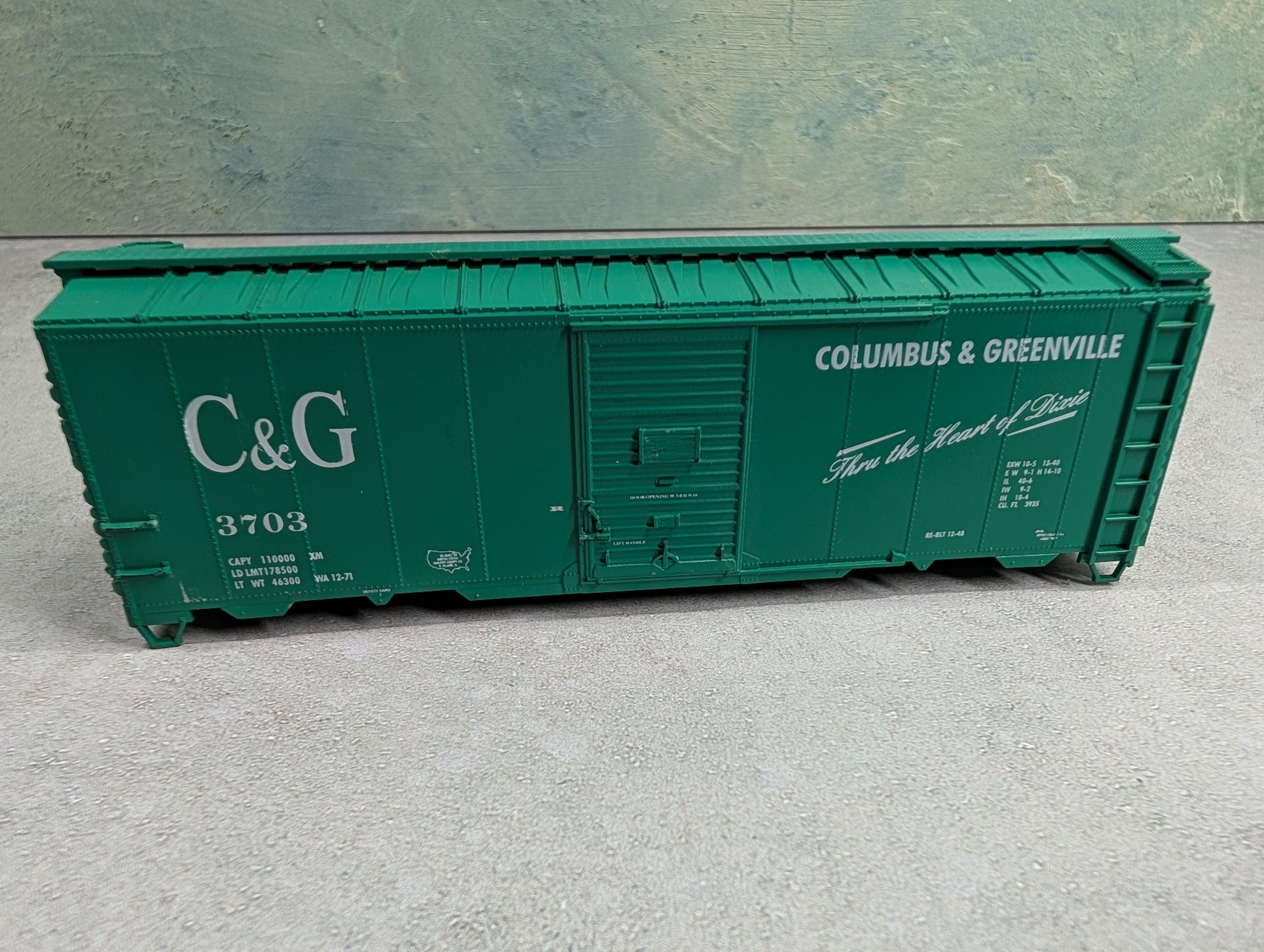 USED Accurail HO Scale 40' Box Car Columbus and Greenville C&G #3703