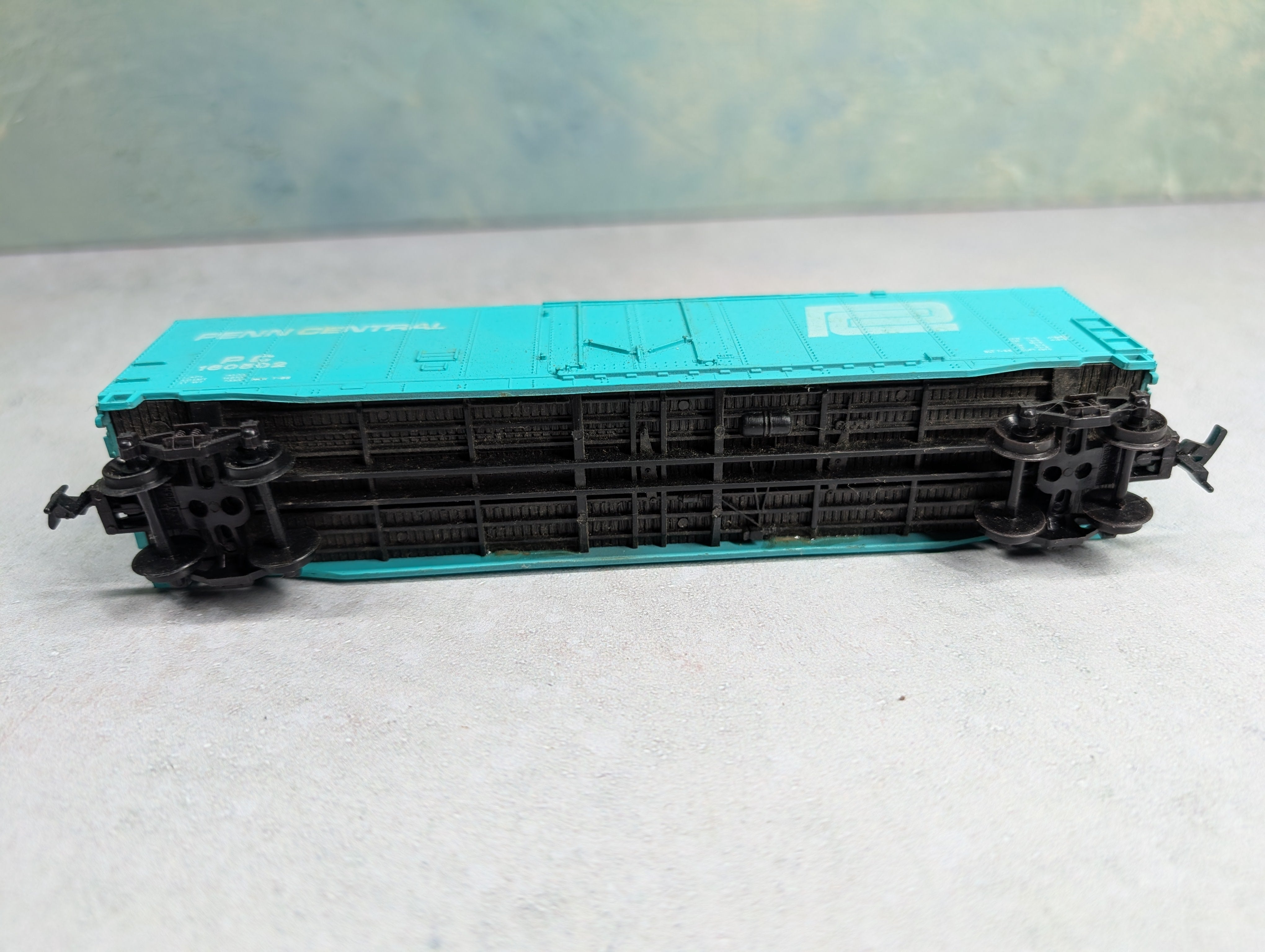 USED Bachmann HO Scale 50' Box Car Penn Central PC #160502