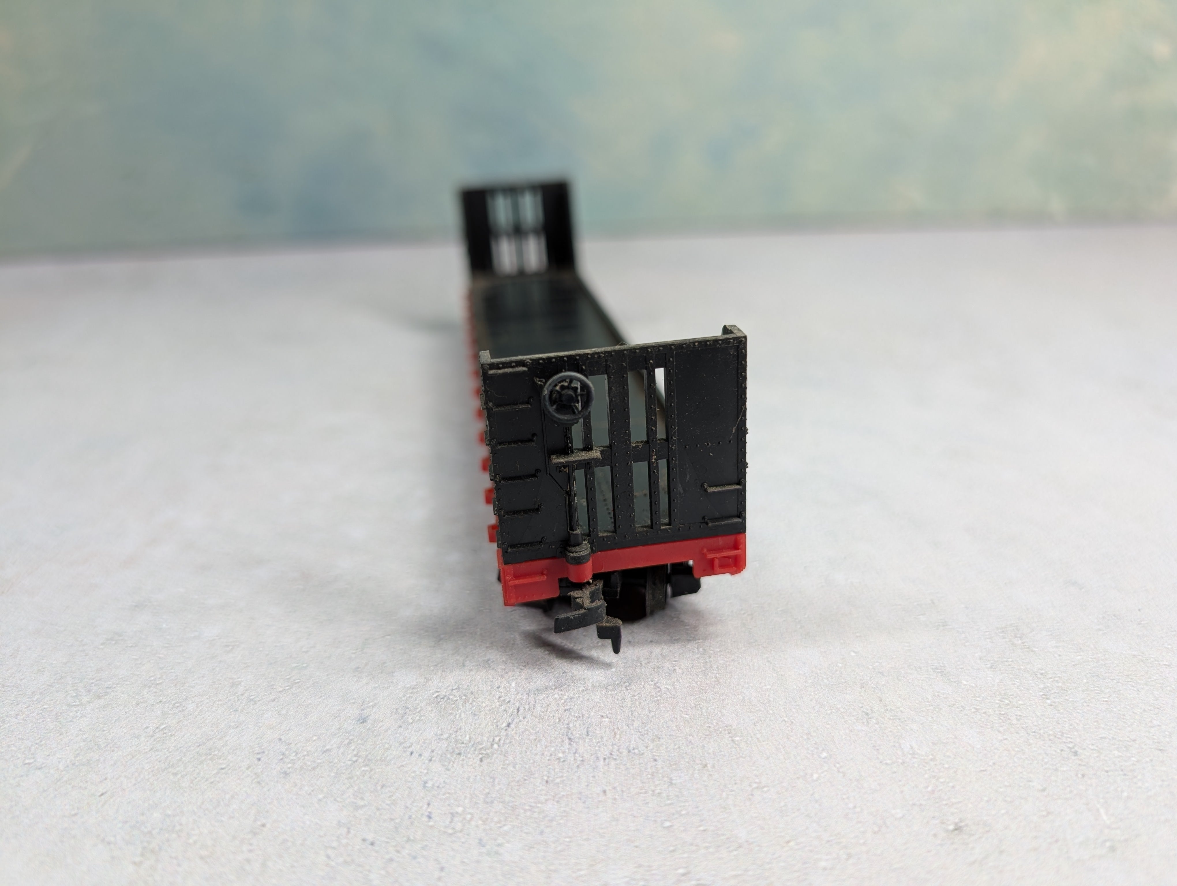 USED Tyco HO Scale 50' Bulkhead Flat Car Southern #4365
