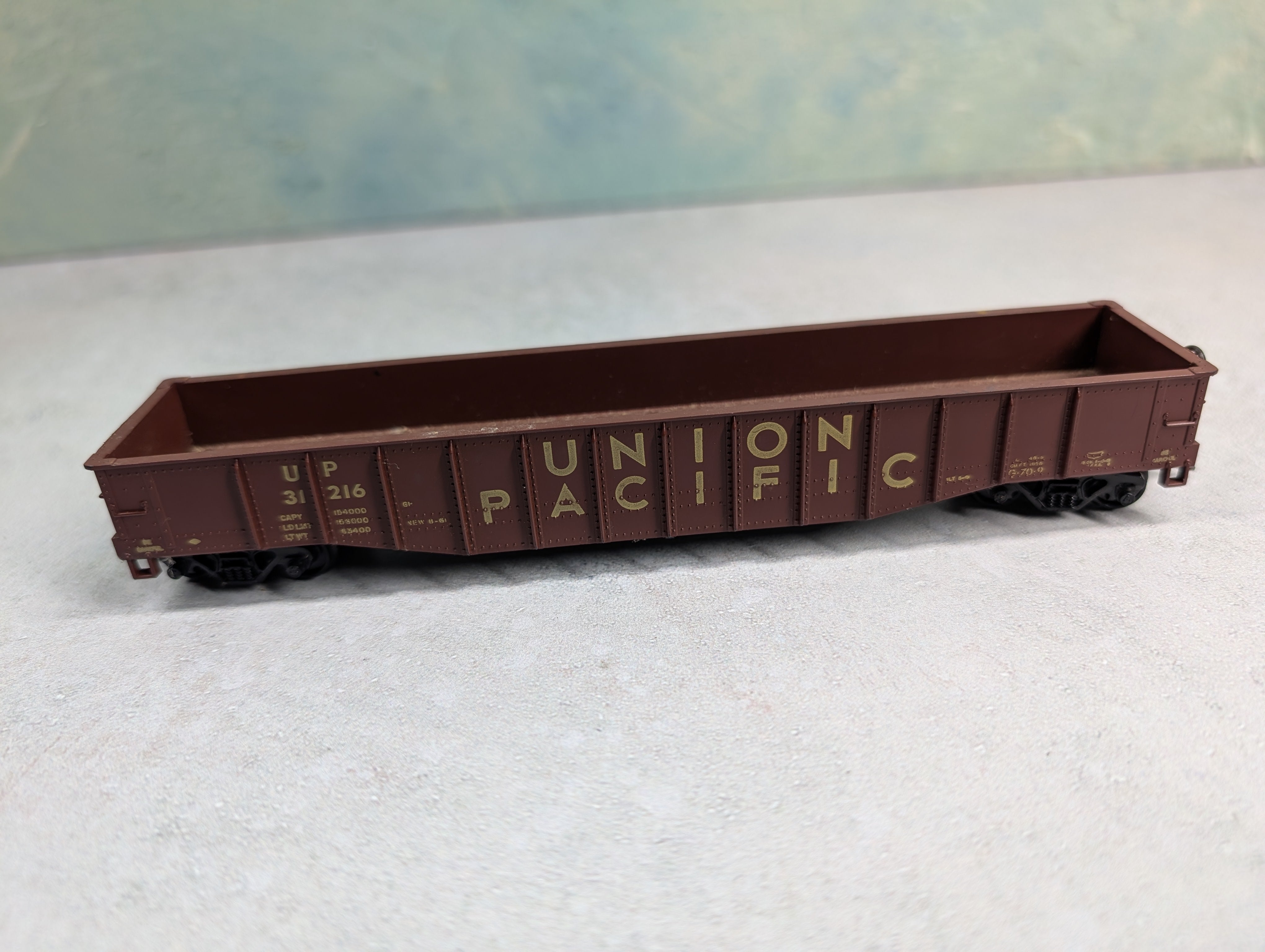 USED Athearn HO Scale 50' Gondola Union Pacific UP #31216