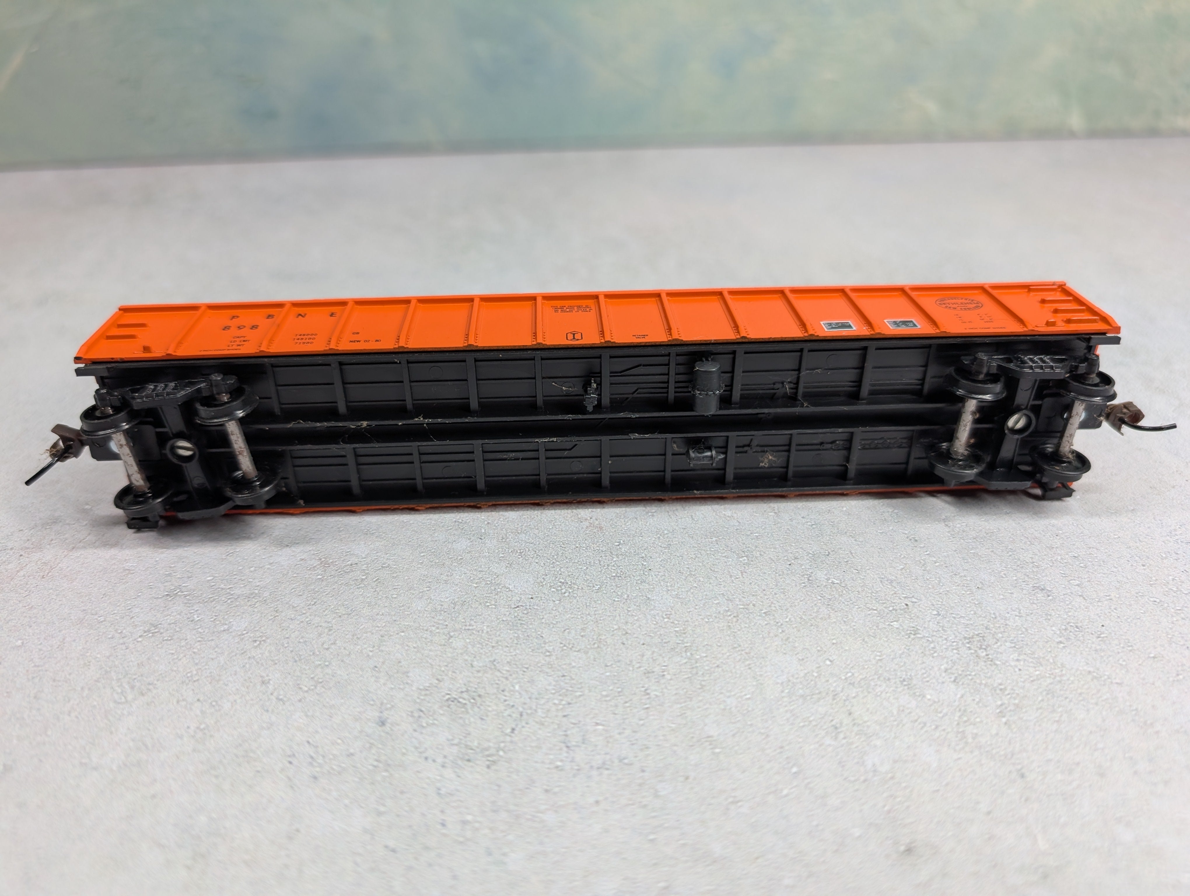 USED Roundhouse HO Scale 53' Gondola Philadelphia Bethlehem & New England PBNE #898