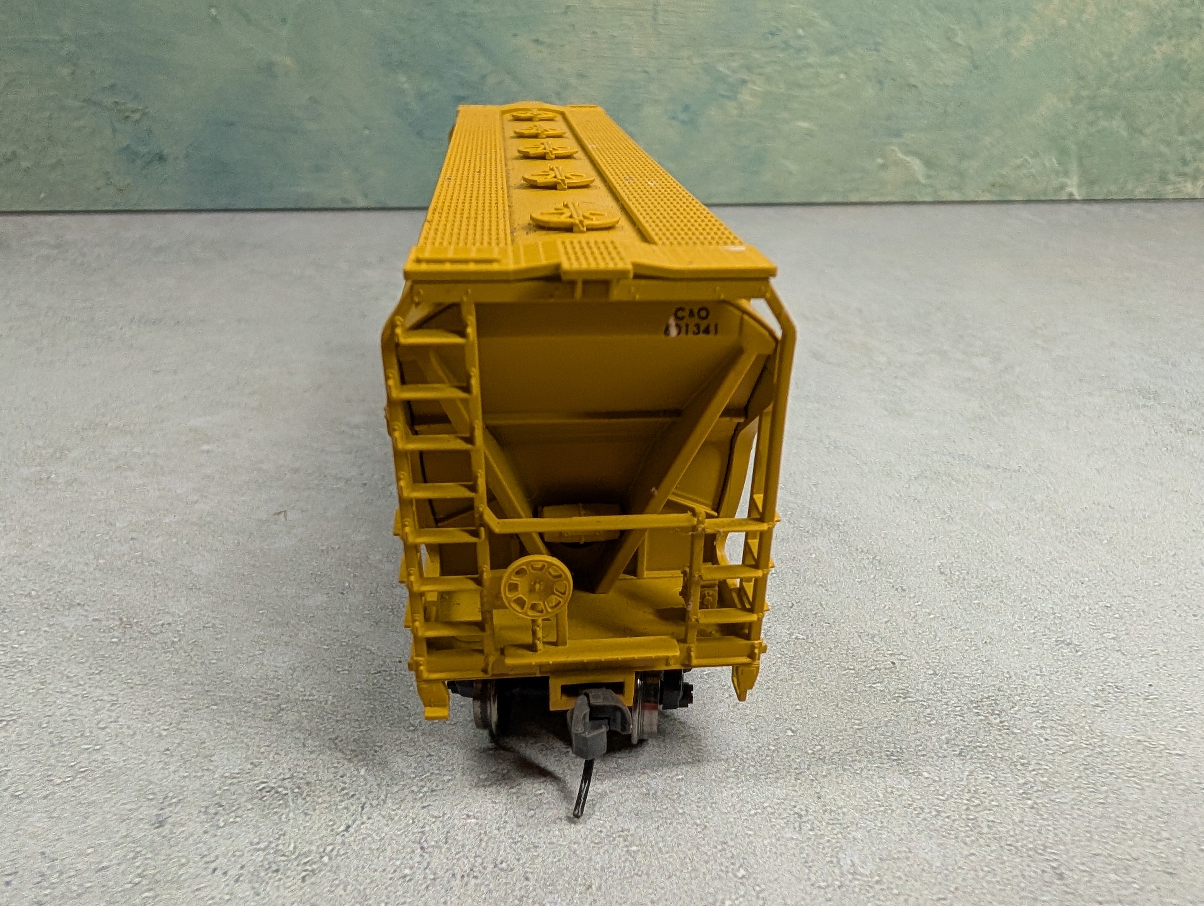 USED Atlas HO Scale ACF 3560 Covered Hopper Chessie System C&O #601341