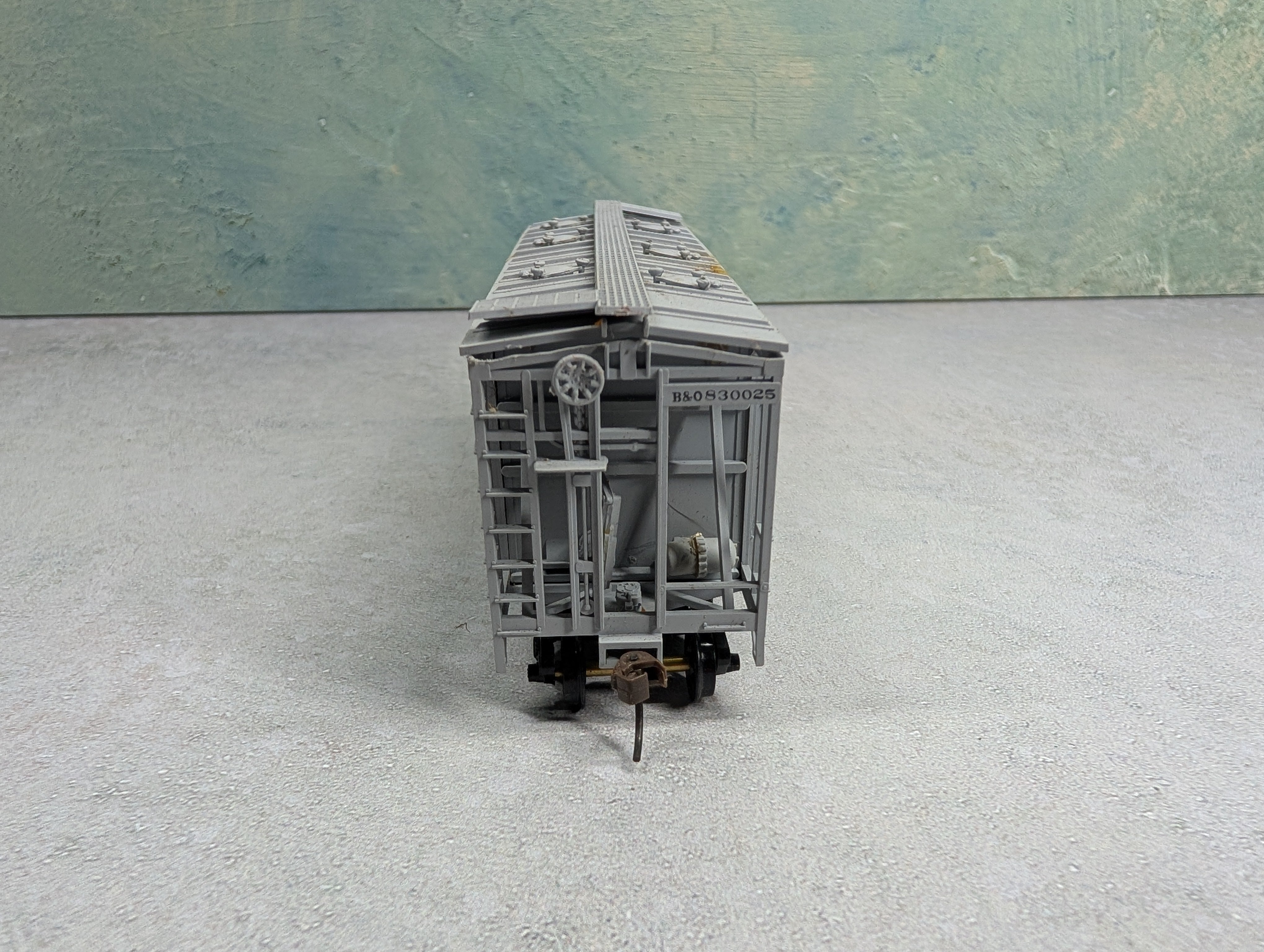 USED Walthers HO Scale Airslide Hopper Baltimore and Ohio B&O #830025