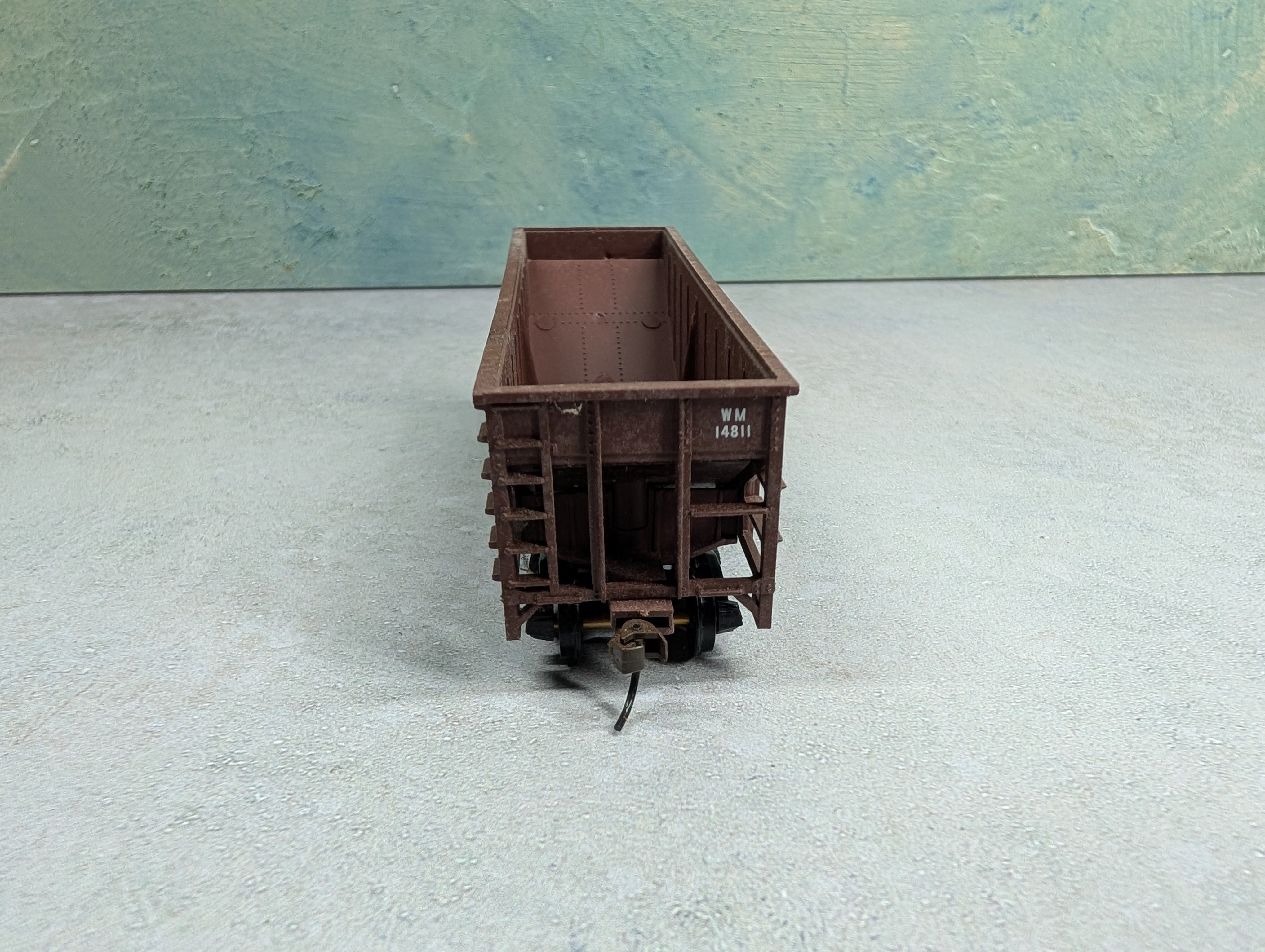 USED Walthers HO Scale 36' Rib Side Hopper Western Maryland #14811