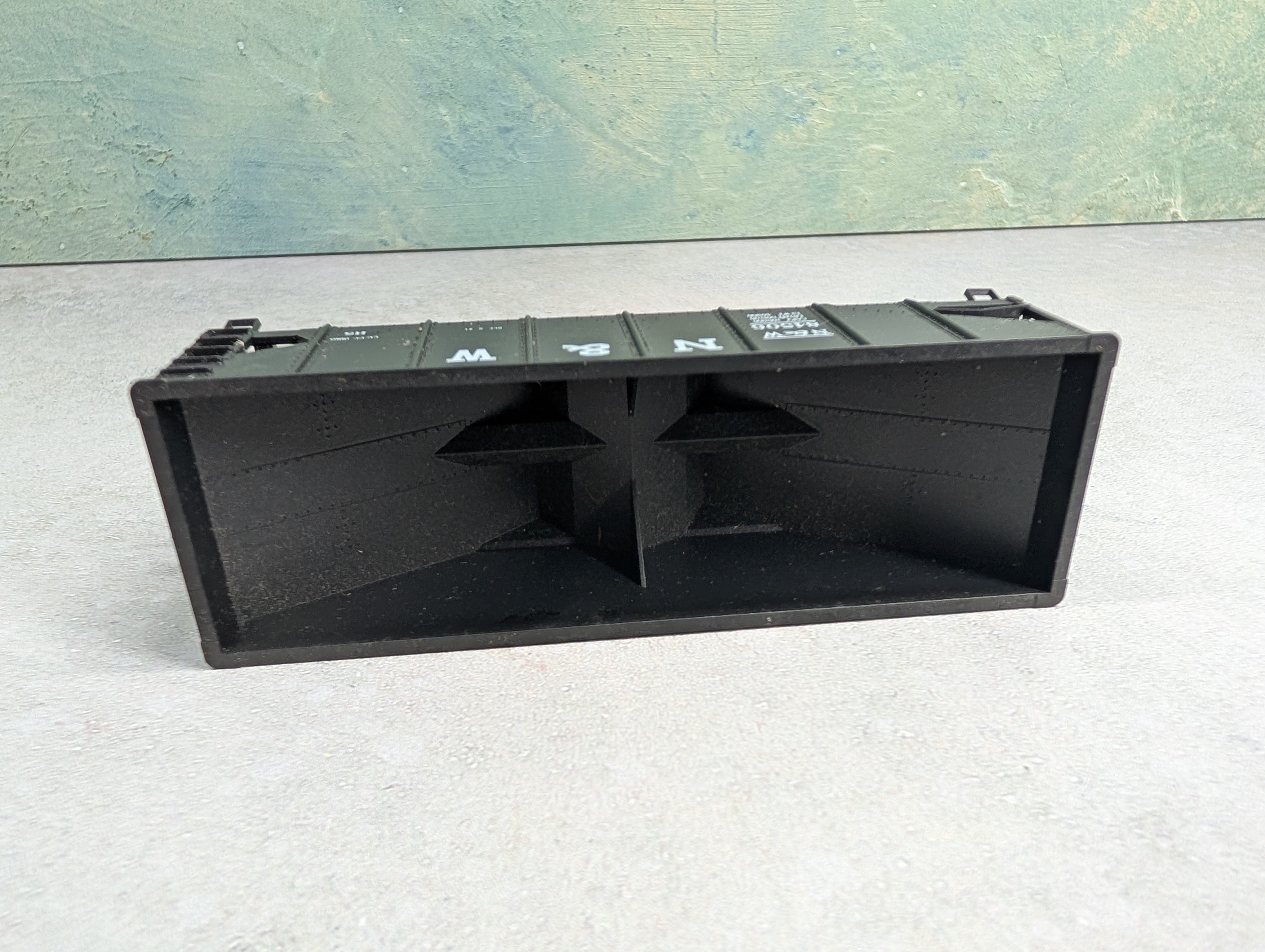 USED Accurail HO Scale 50 Ton 2 Bay Hopper Norfolk & Western N&W #84506