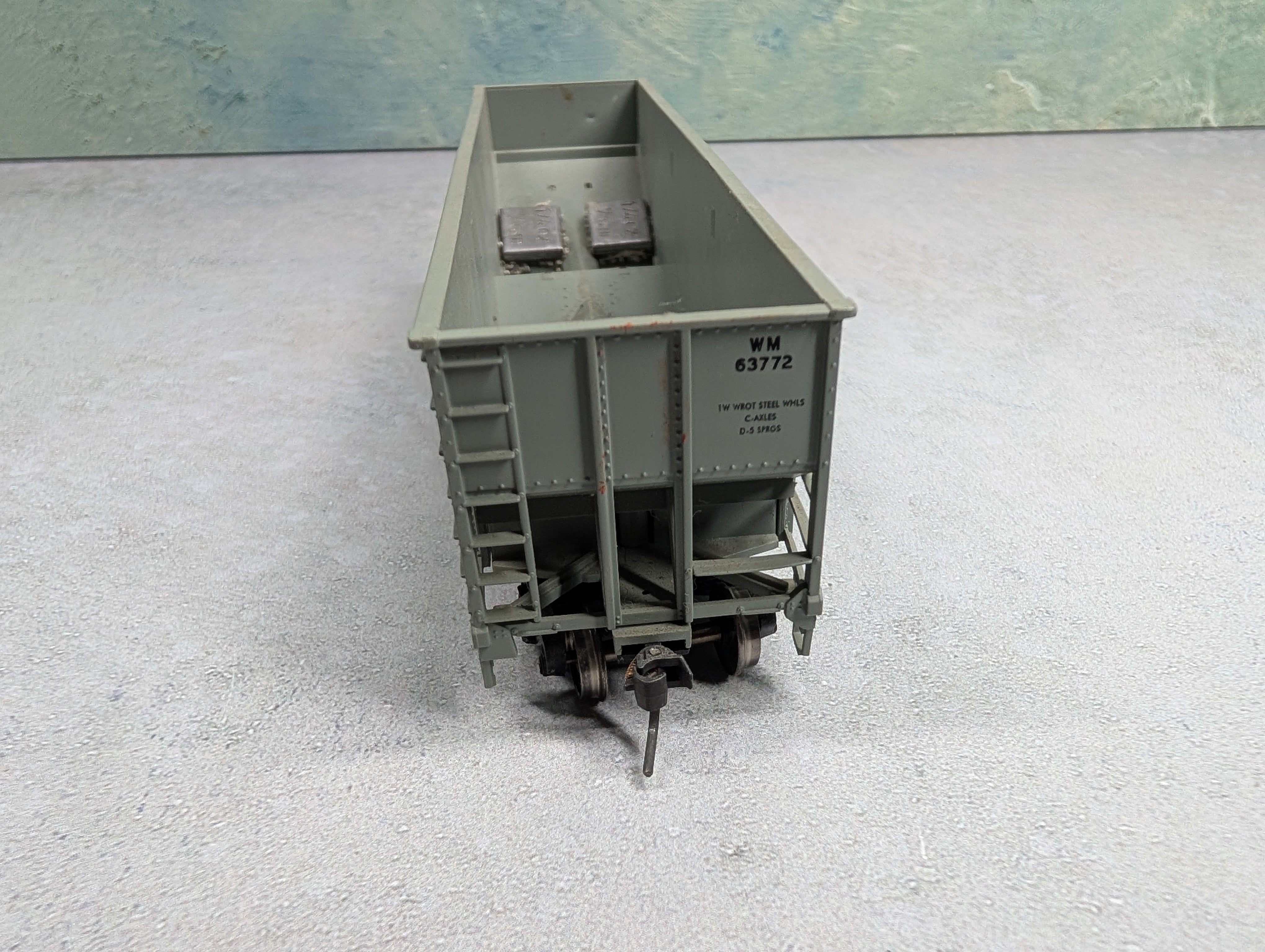 USED Bachmann HO Scale 100 Ton 3 Bay Hopper Western Maryland WM #63772