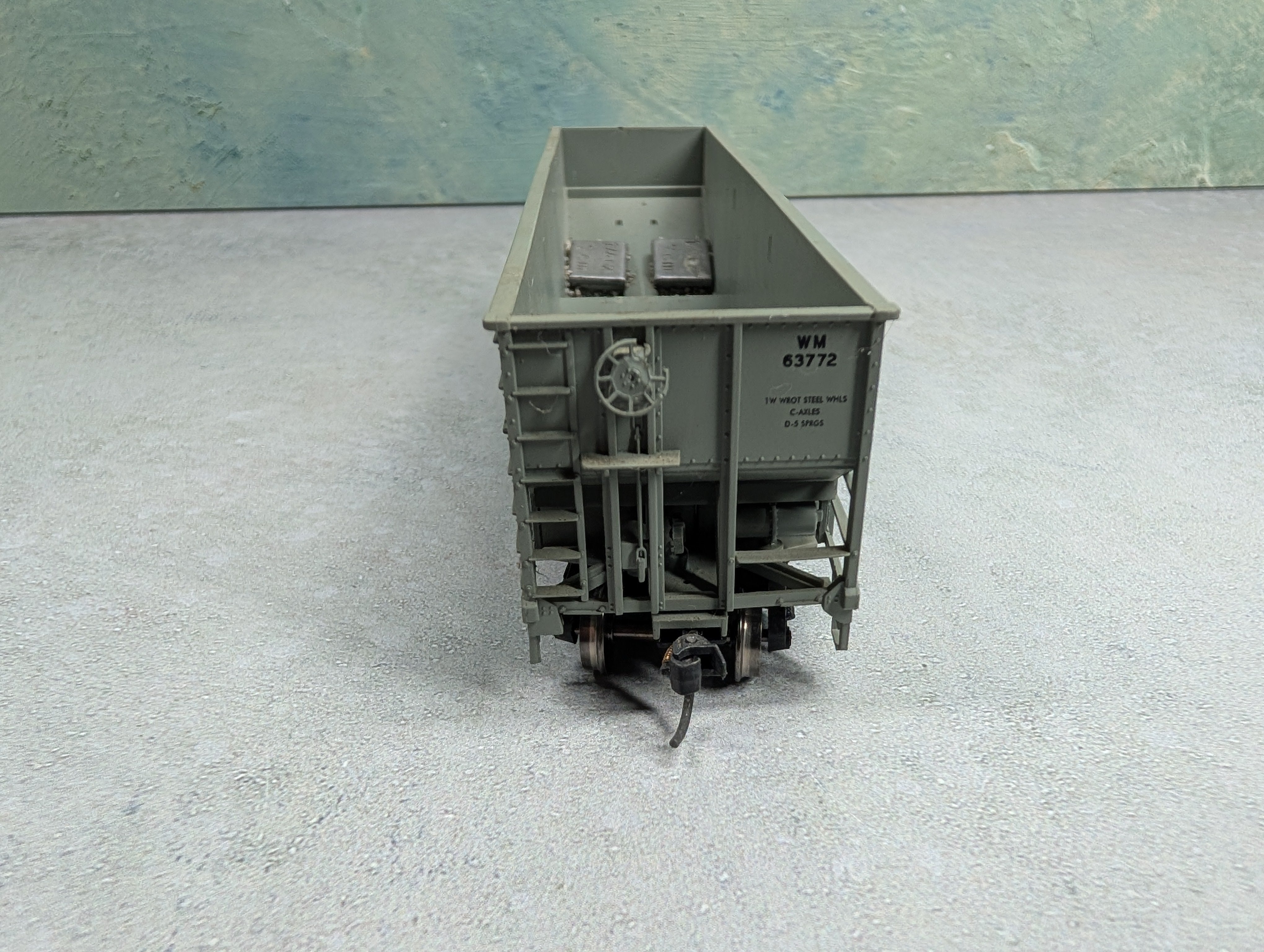 USED Bachmann HO Scale 100 Ton 3 Bay Hopper Western Maryland WM #63772