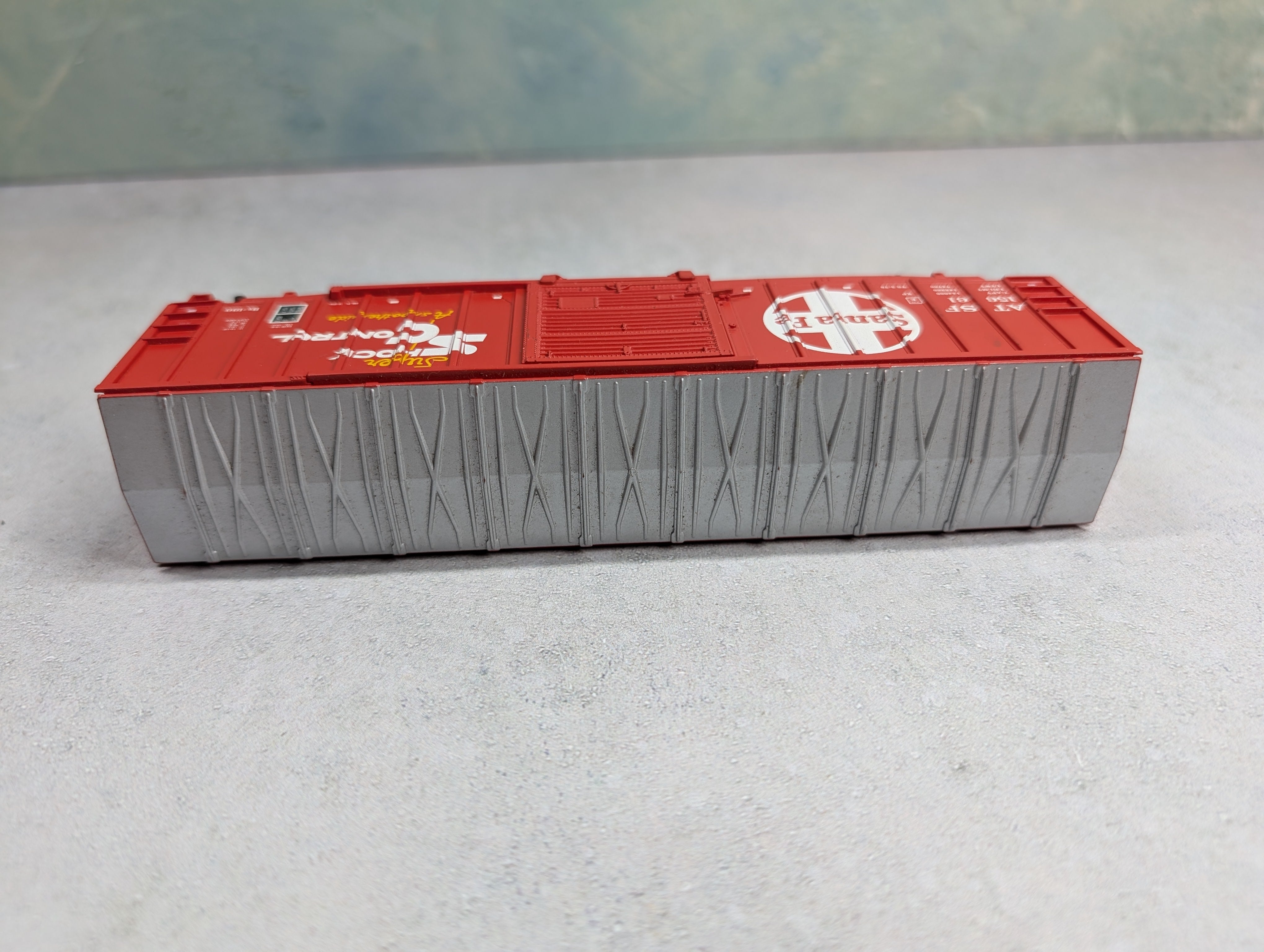 USED Athearn HO Scale 50' OB Box Car Santa Fe ATSF #15661