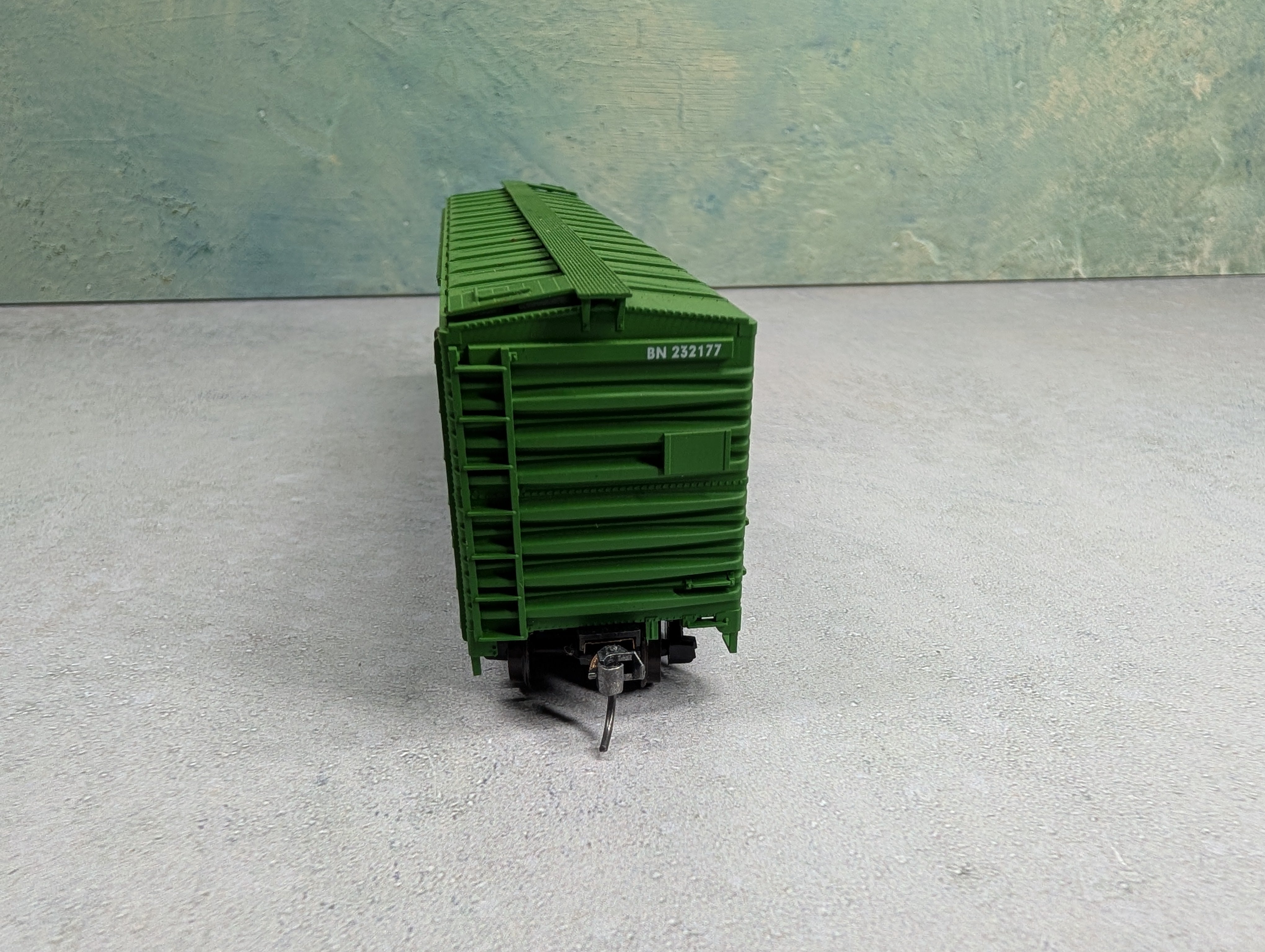 USED Accurail HO Scale 50' DD Box Car Burlington Northern BN #232177