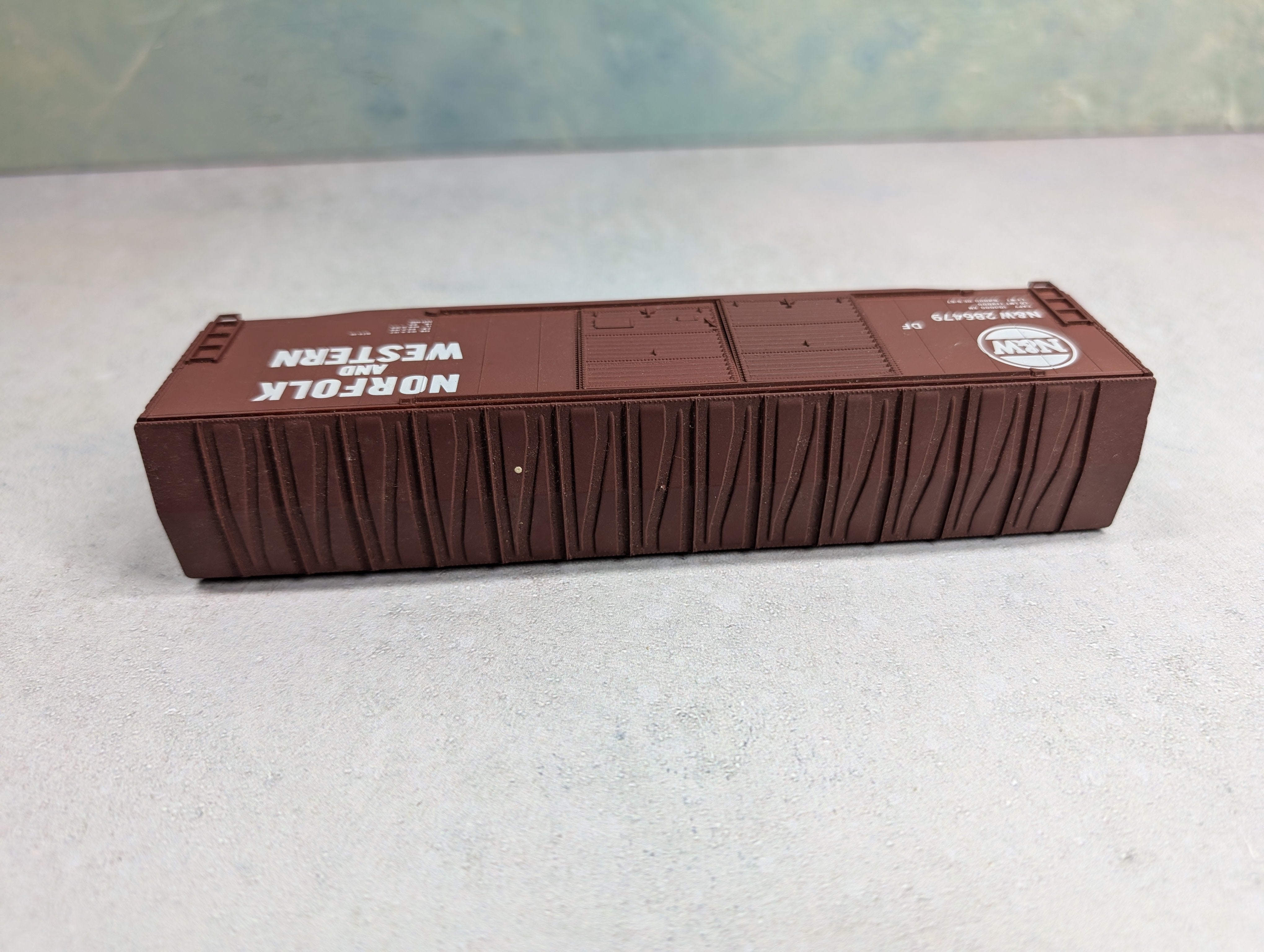 USED Accurail HO Scale 50' DD Box Car Norfolk and Western N&W #286479