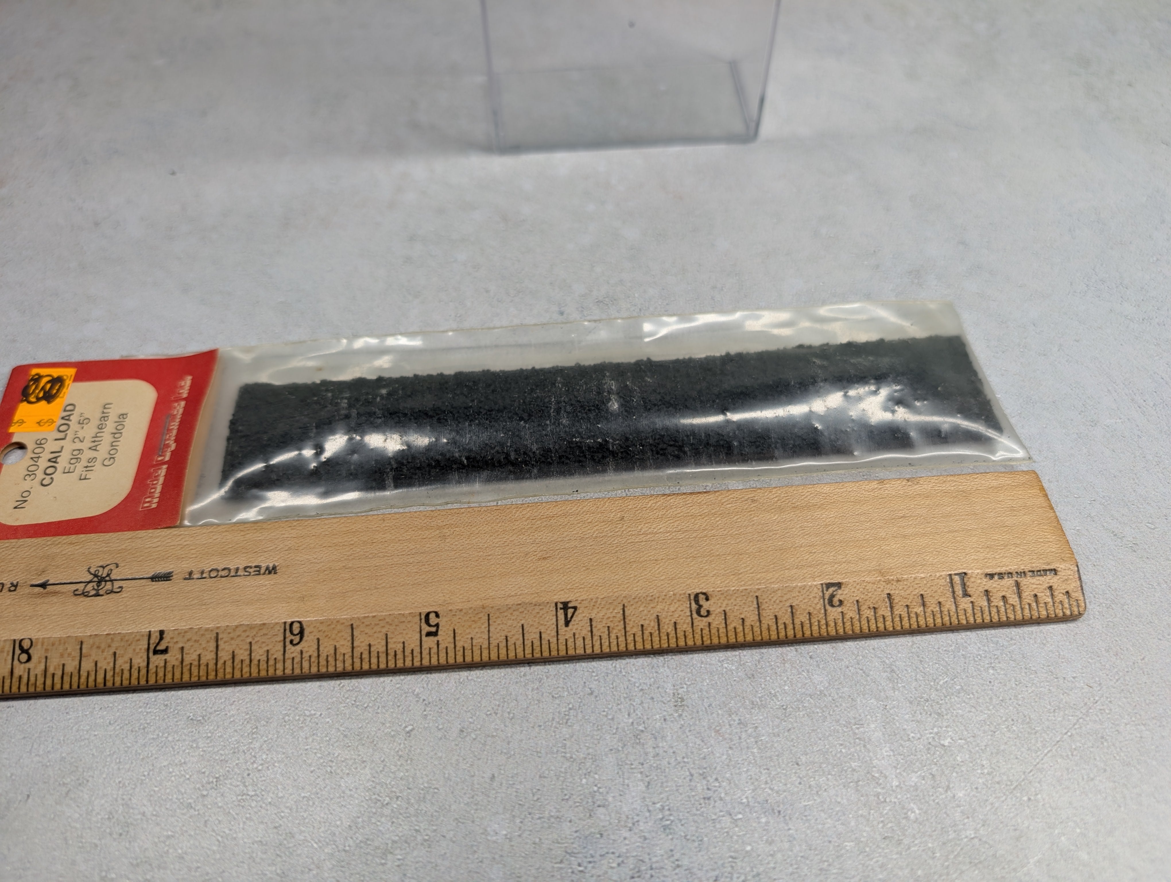Model Dynamics Inc 30406 HO Scale Coal Load Egg 2"-5", Fits Athearn 50' Gondola (1 pc)