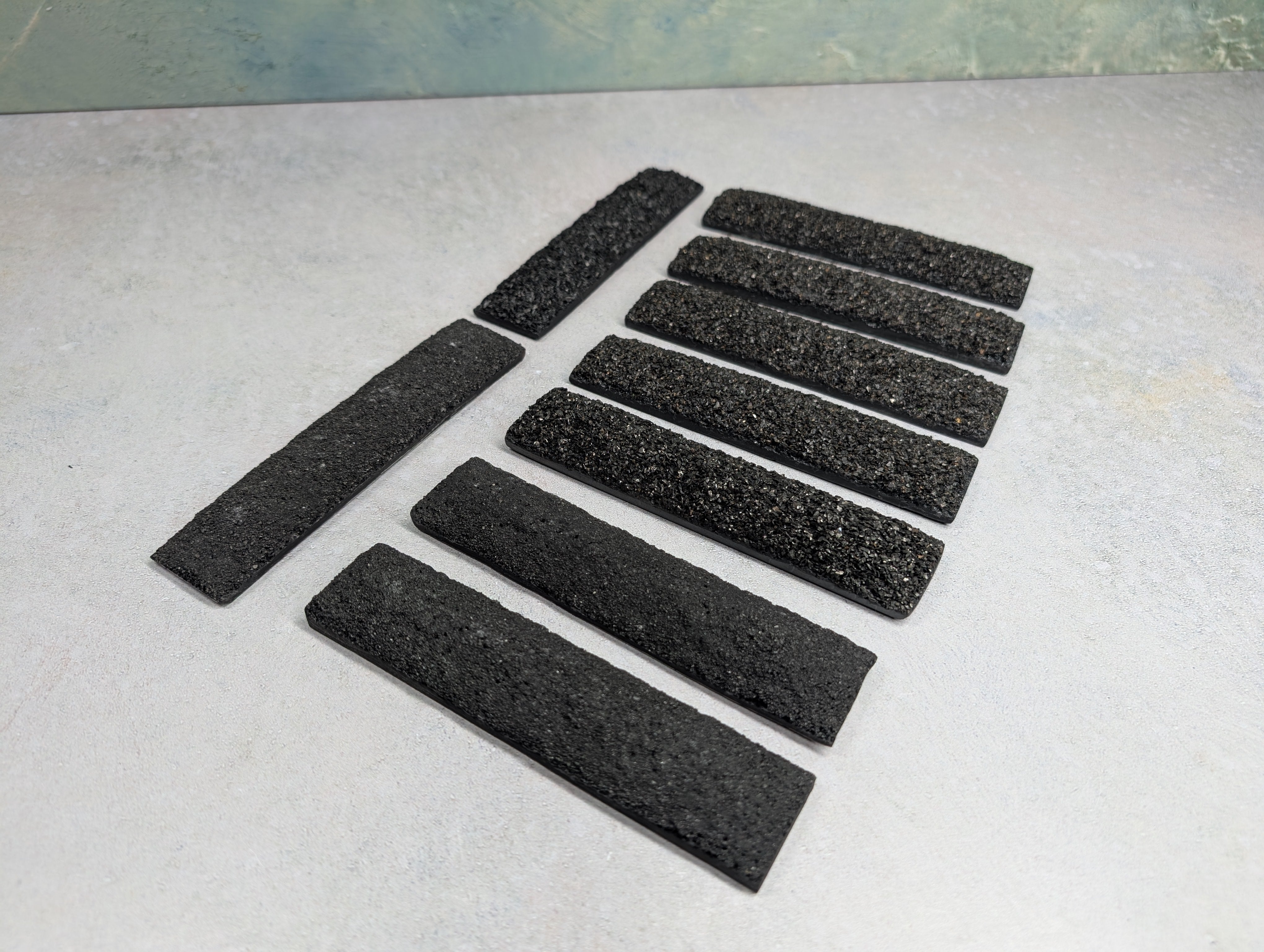 USED HO Scale Lot of Coal Loads (9 pcs)