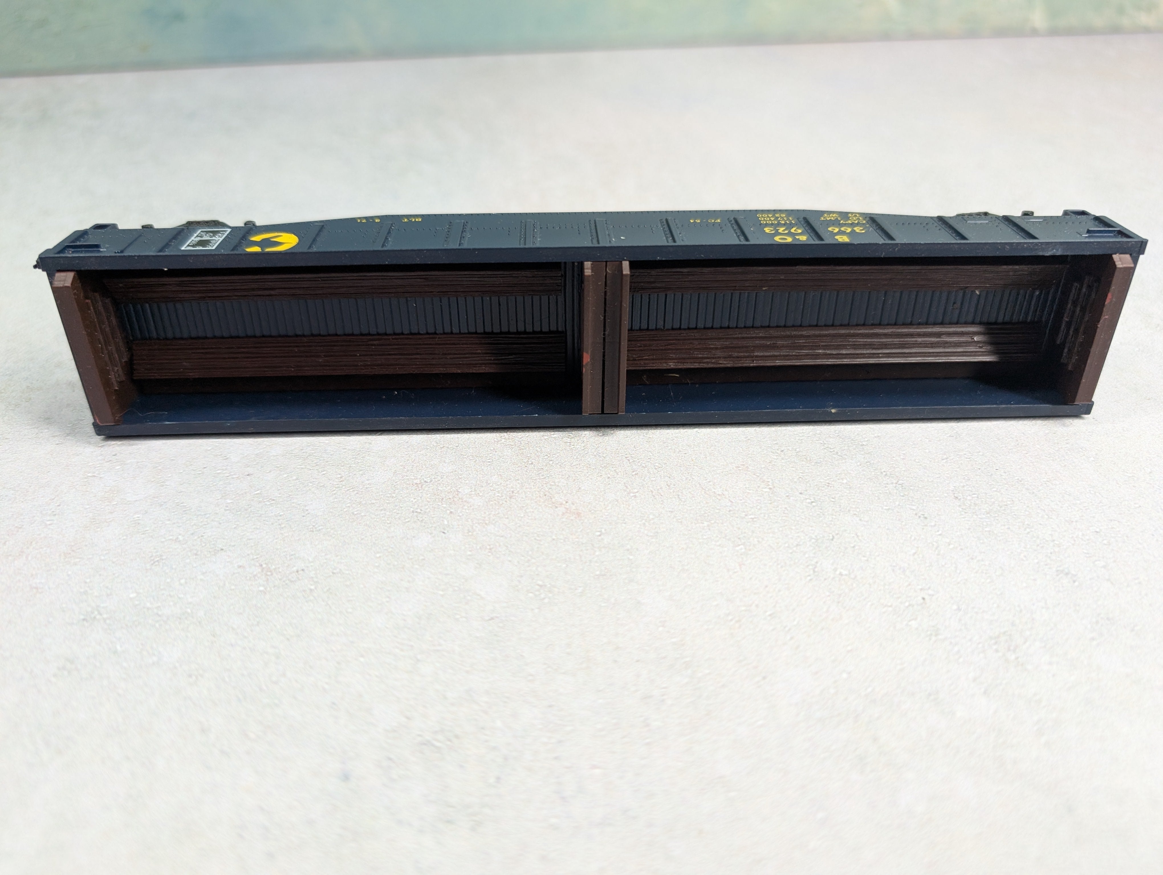 USED Walthers HO Scale 53' Gondola Chessie System B&O #366923