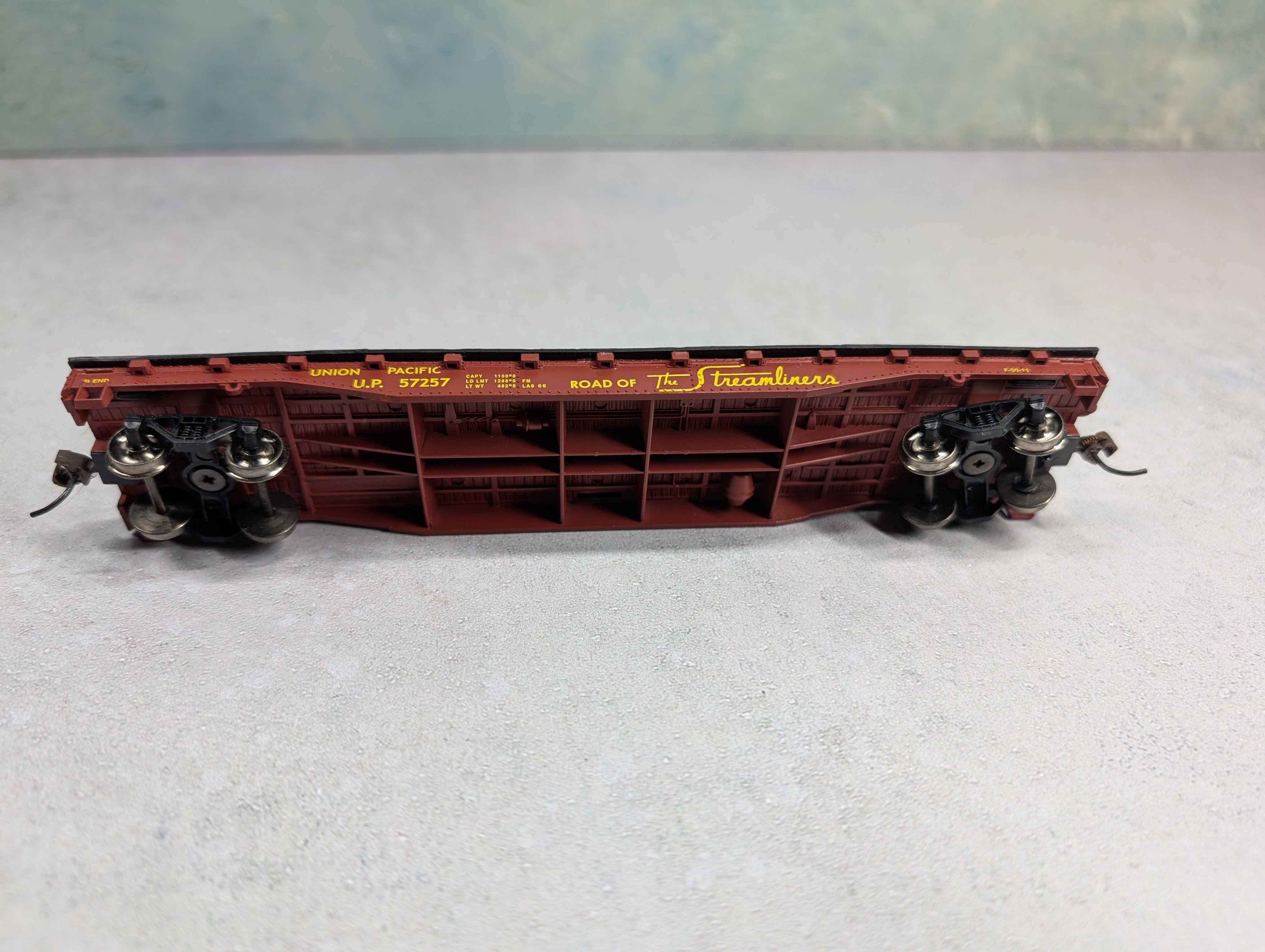 USED Bachmann HO Scale 50' Flat Car Union Pacific UP #57257