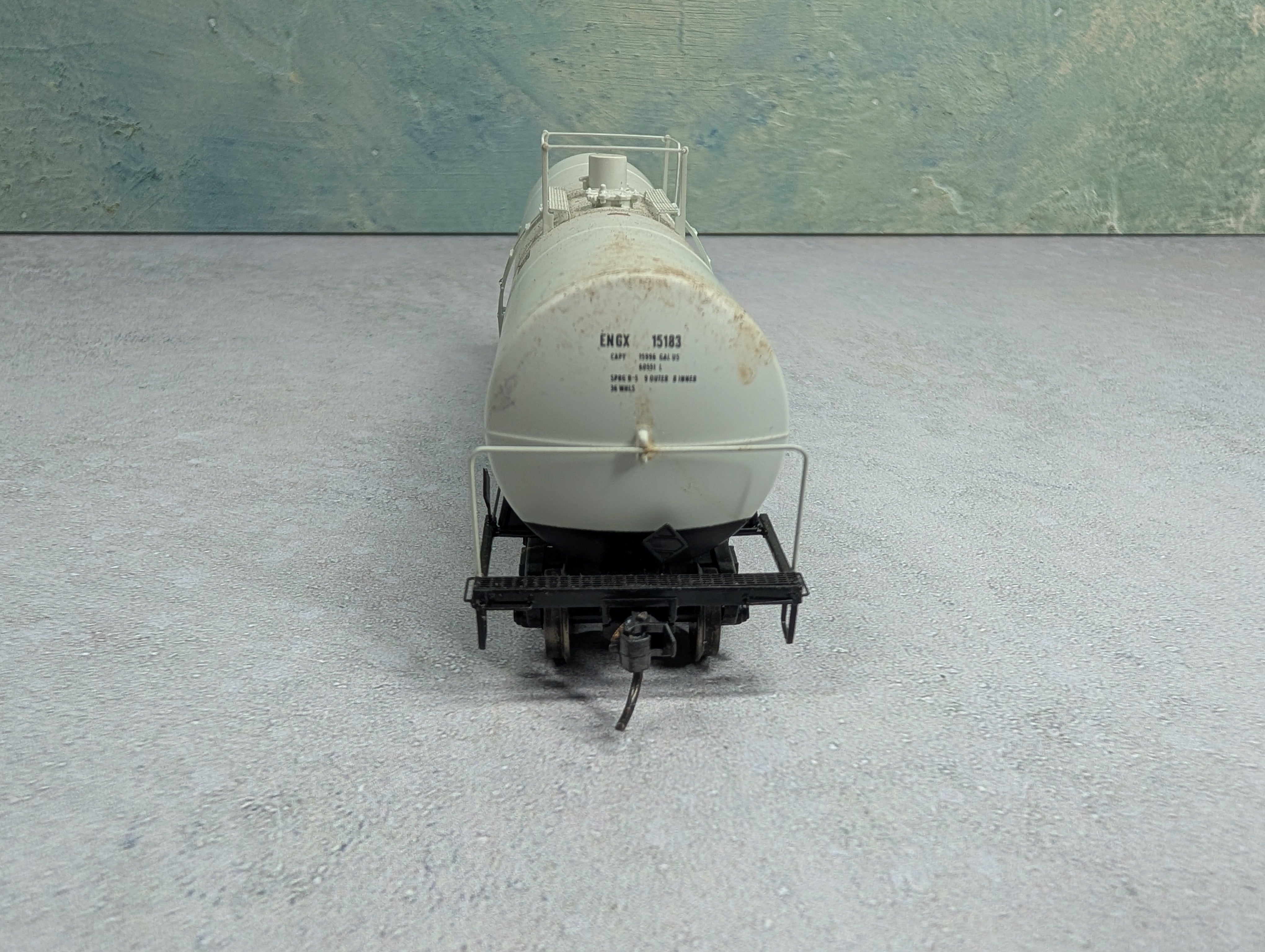 USED Athearn HO Scale Tank Car ENGX #15183