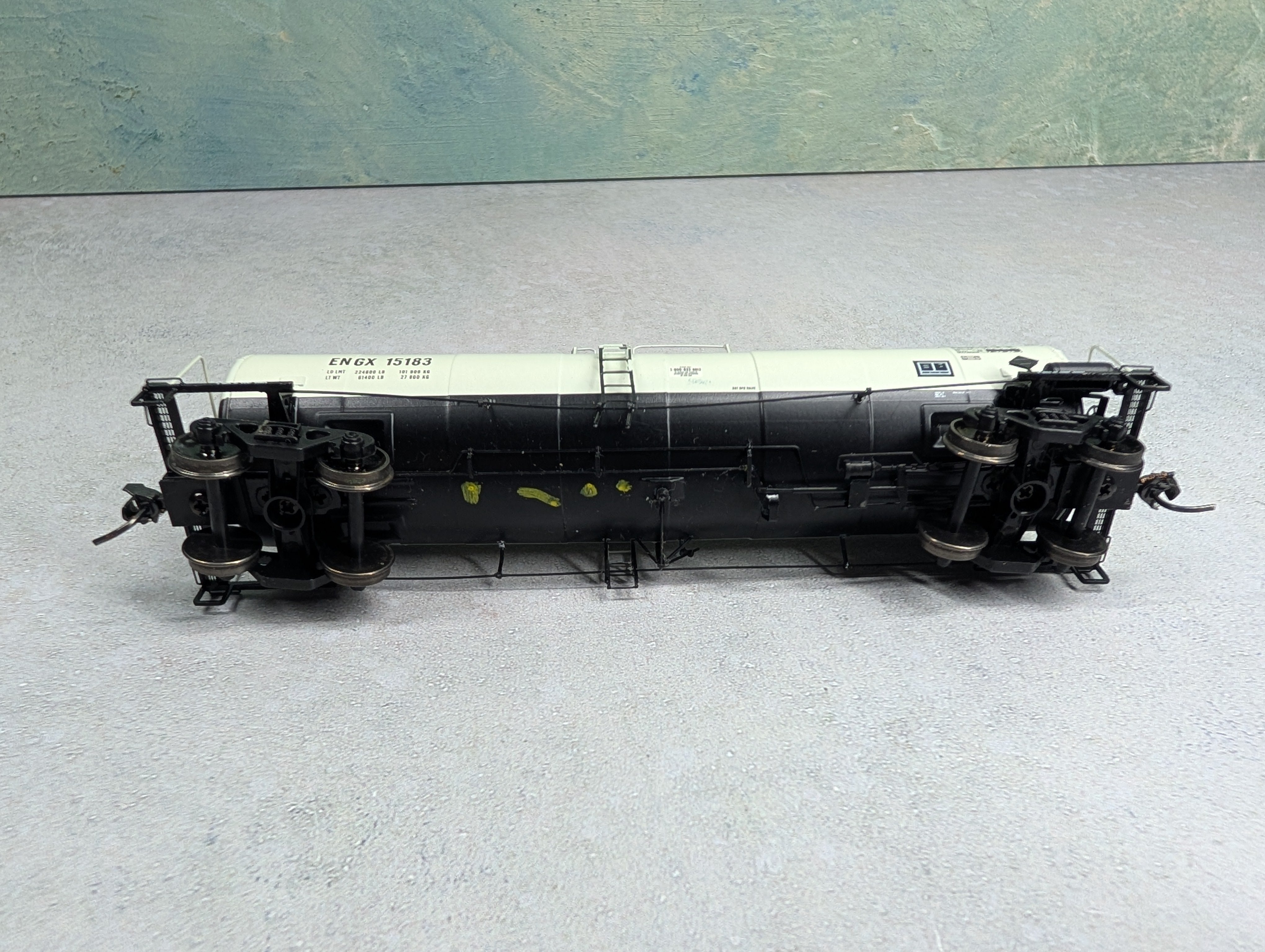 USED Athearn HO Scale Tank Car ENGX #15183