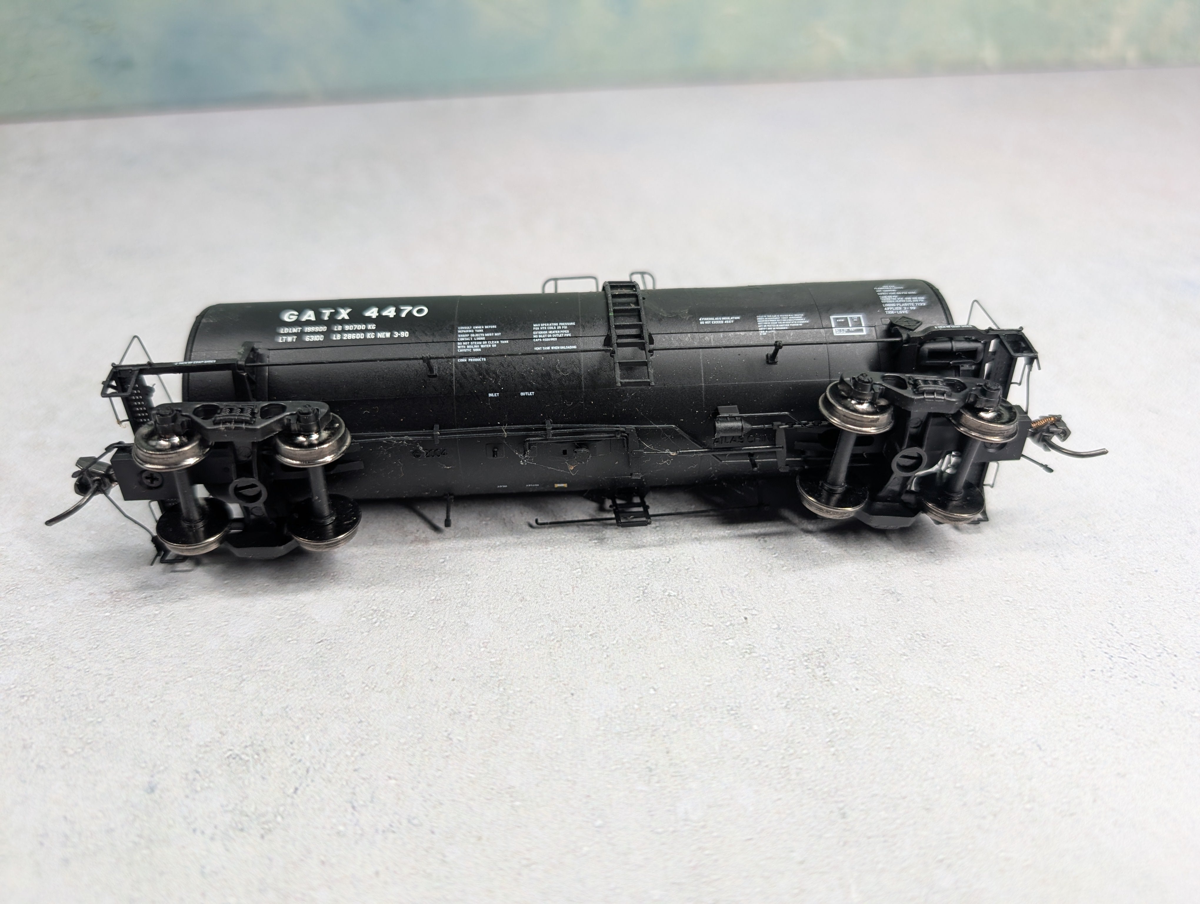 USED Atlas HO Scale Tank Car GATX #4470