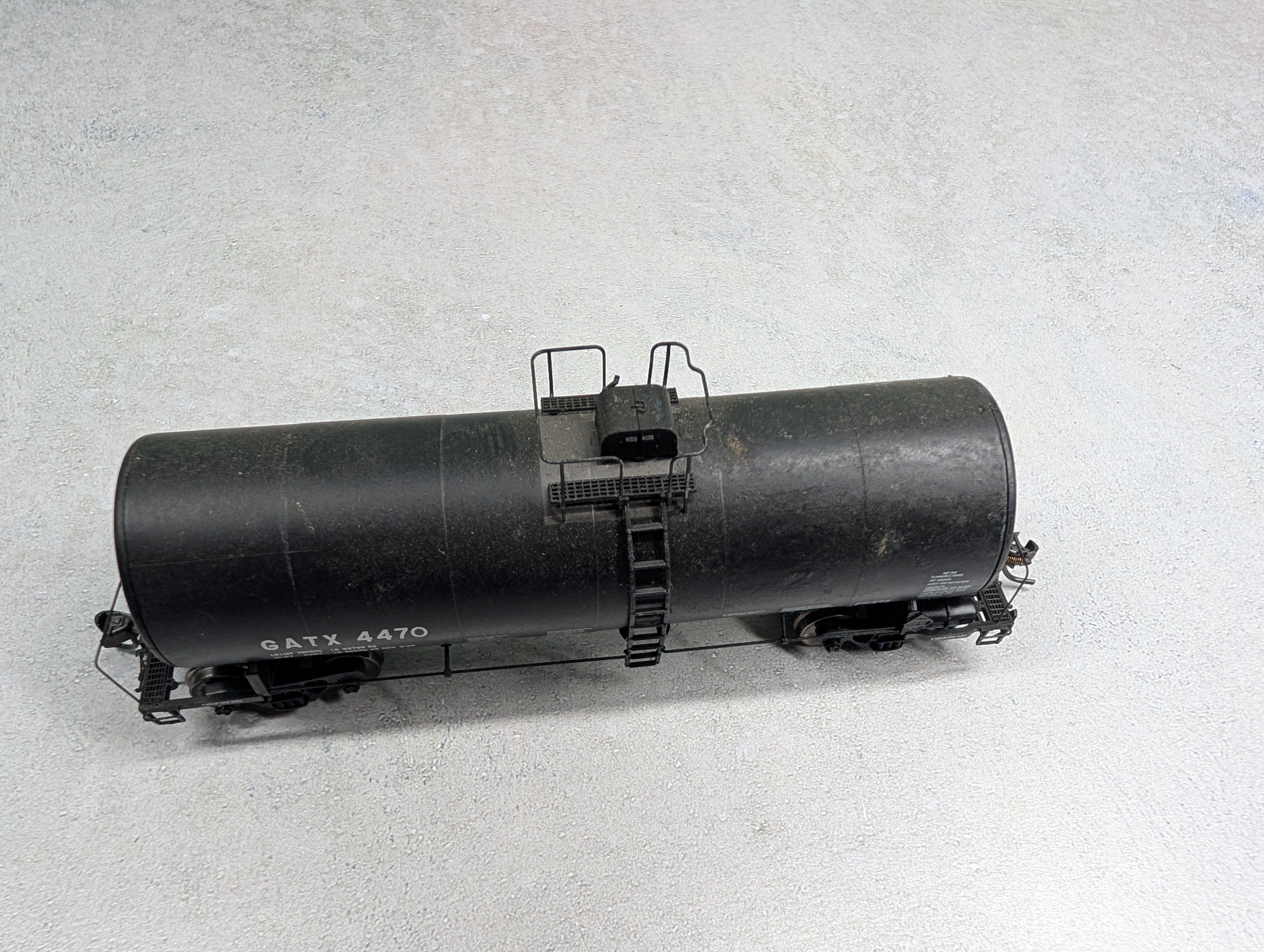 USED Atlas HO Scale Tank Car GATX #4470