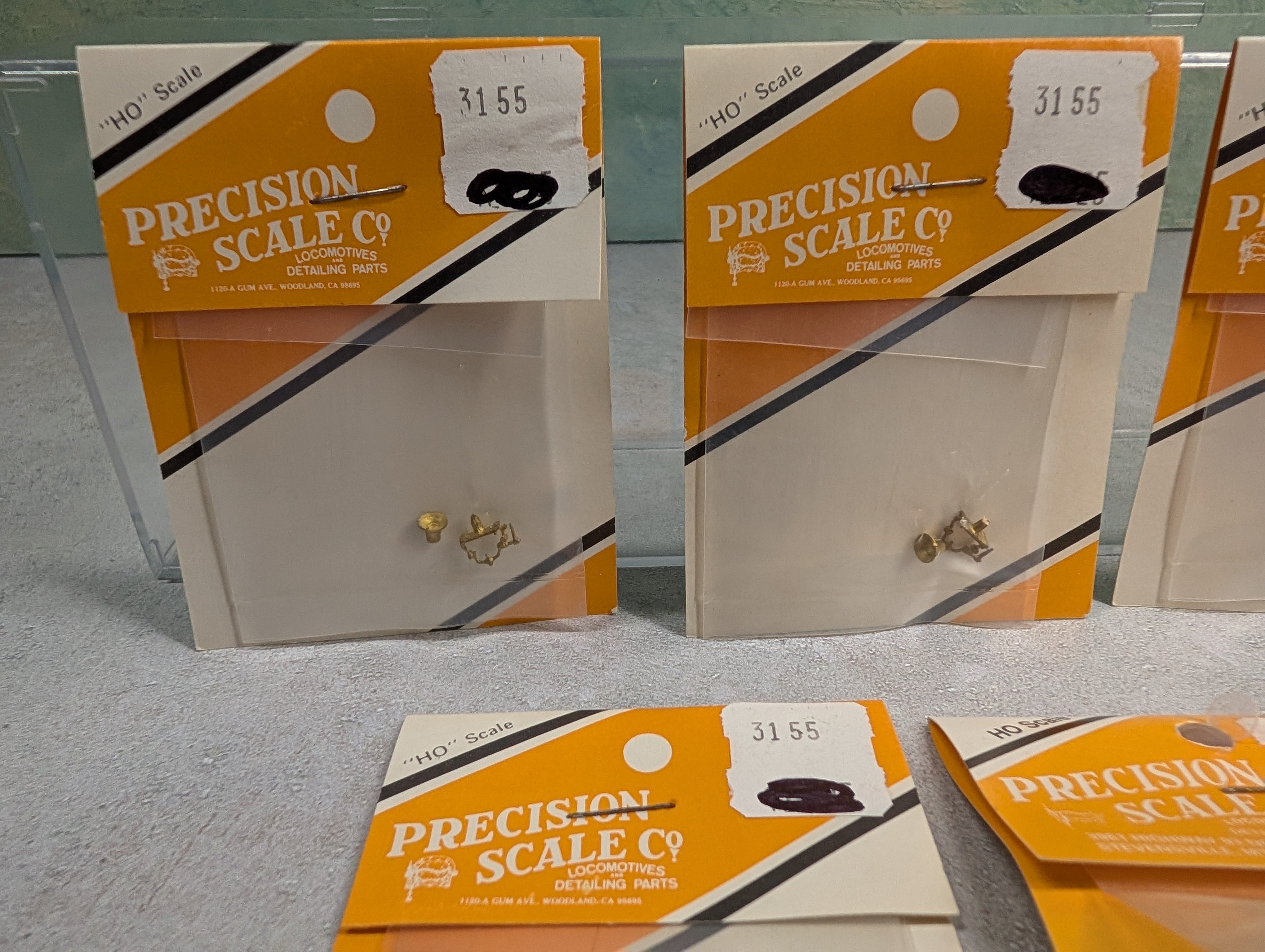 Precision Scale 3155 HO Scale Bell Brack Brass Detail Parts (5 pcs)